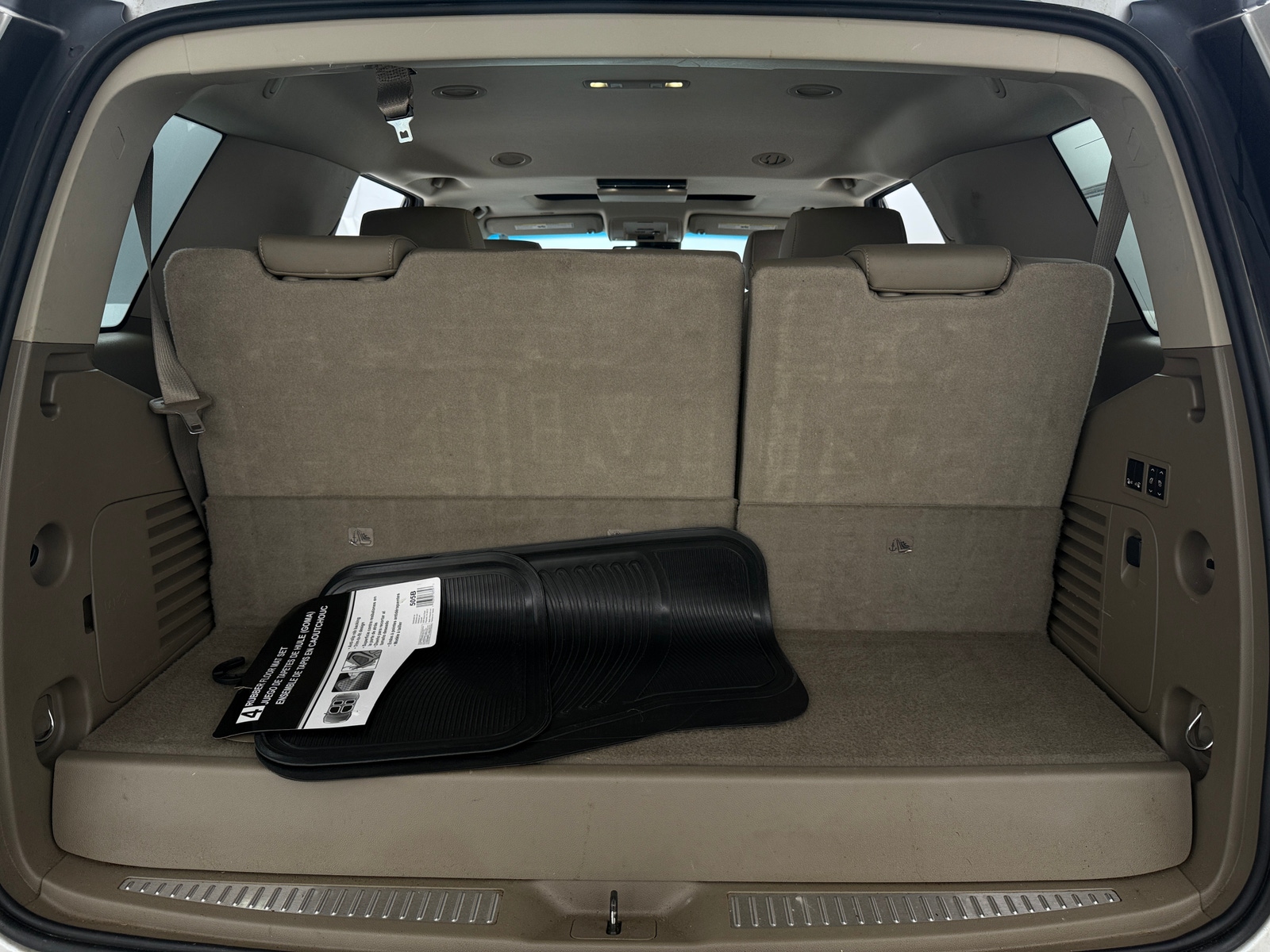 Thumbnail: 2016 Chevrolet Tahoe - 6