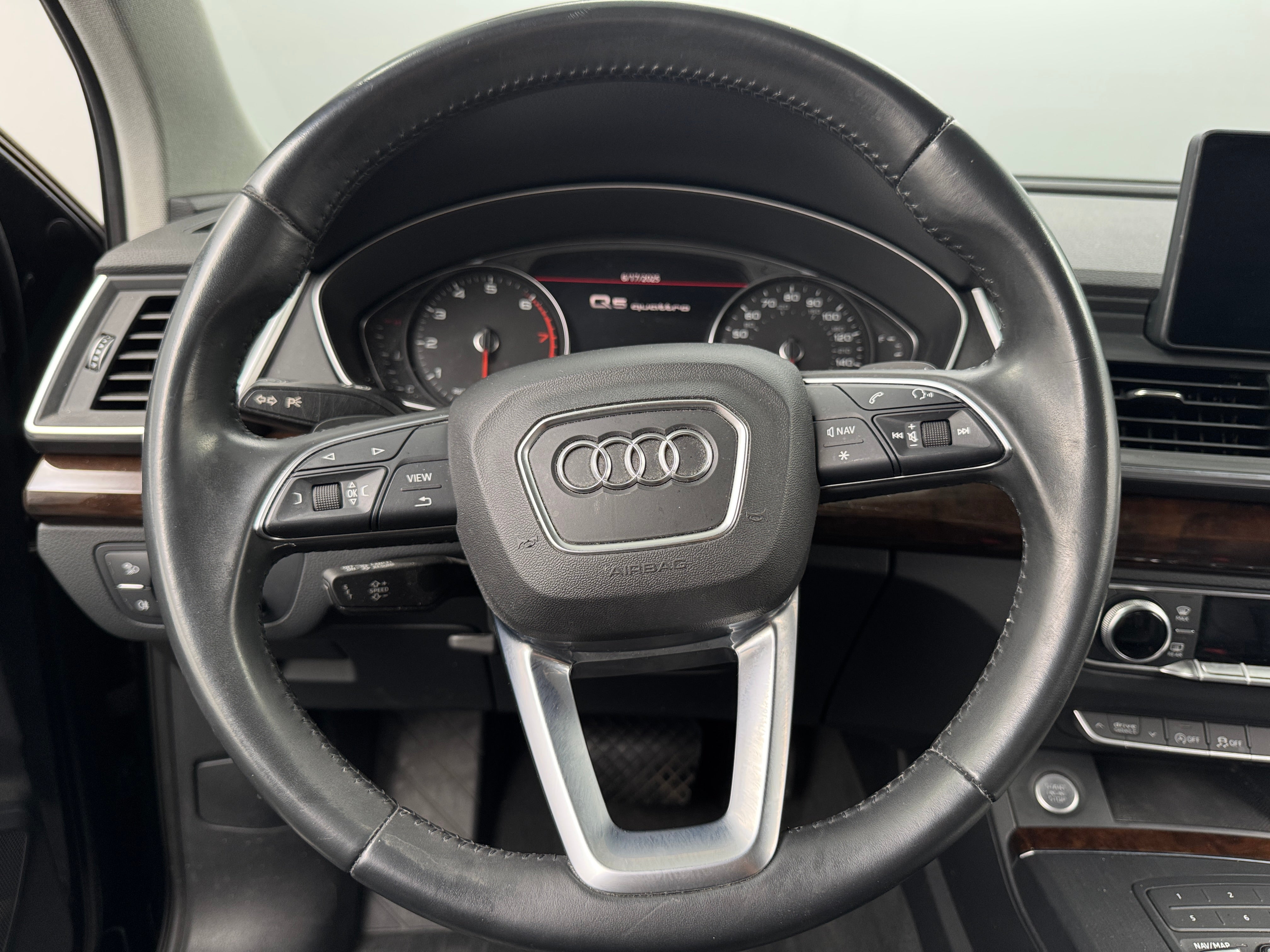 Thumbnail: 2020 Audi Q5 - 4