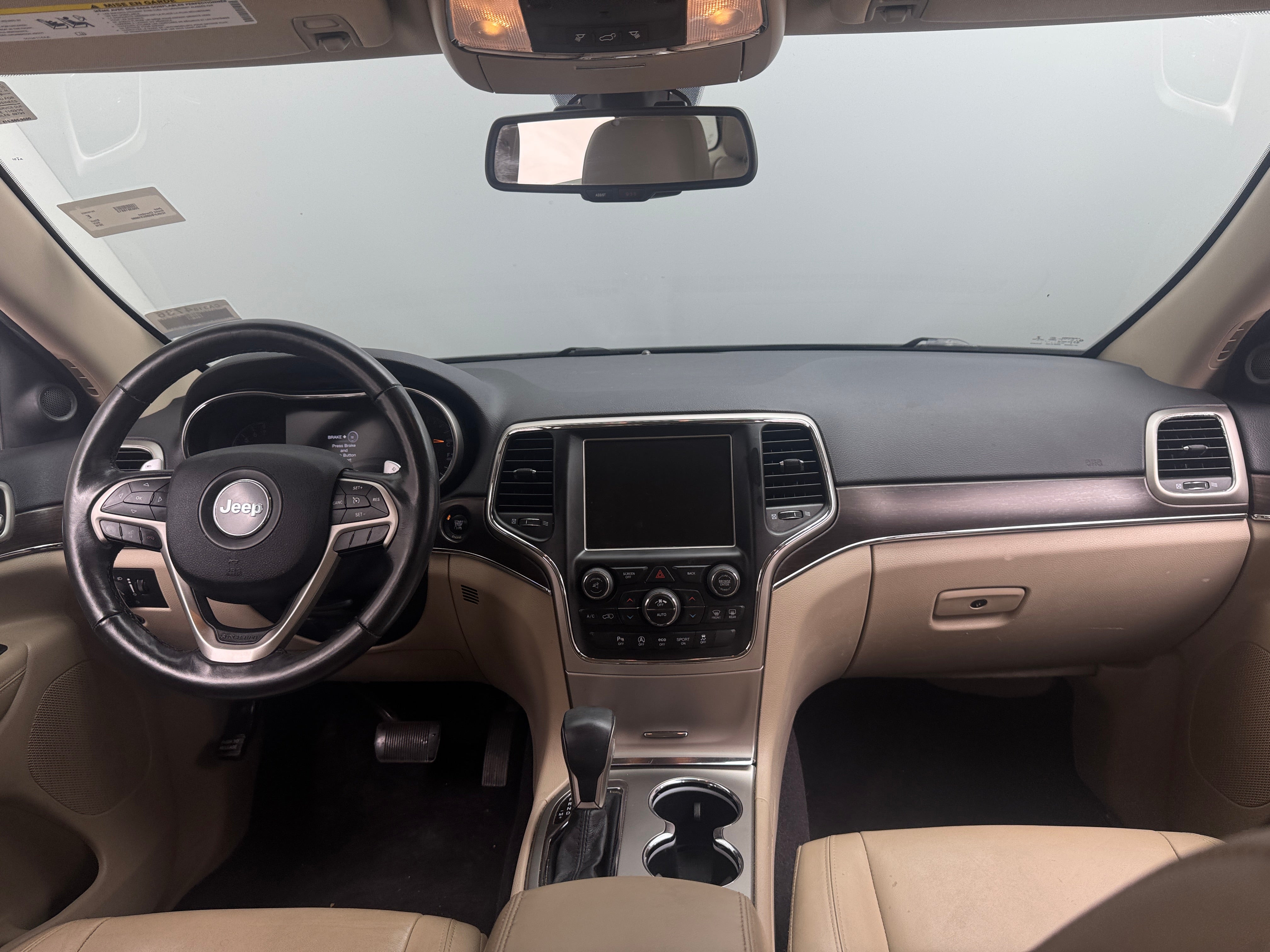 2016 Jeep Grand Cherokee Limited Edition 2