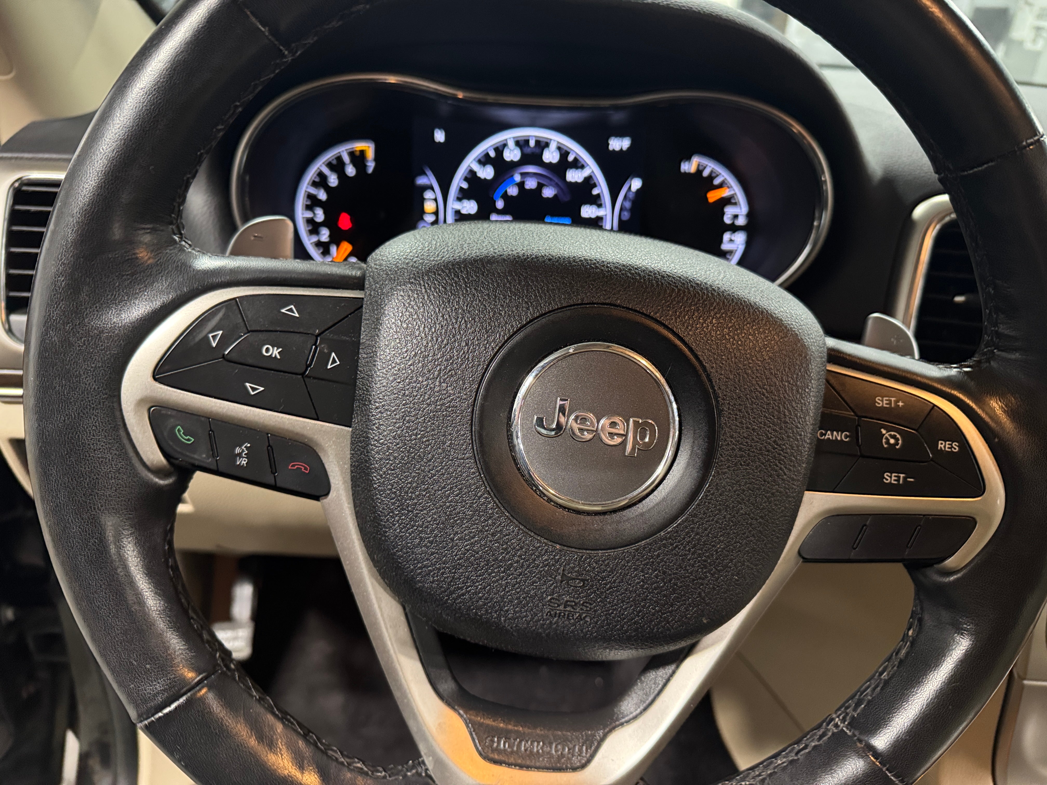 2016 Jeep Grand Cherokee Limited Edition 4