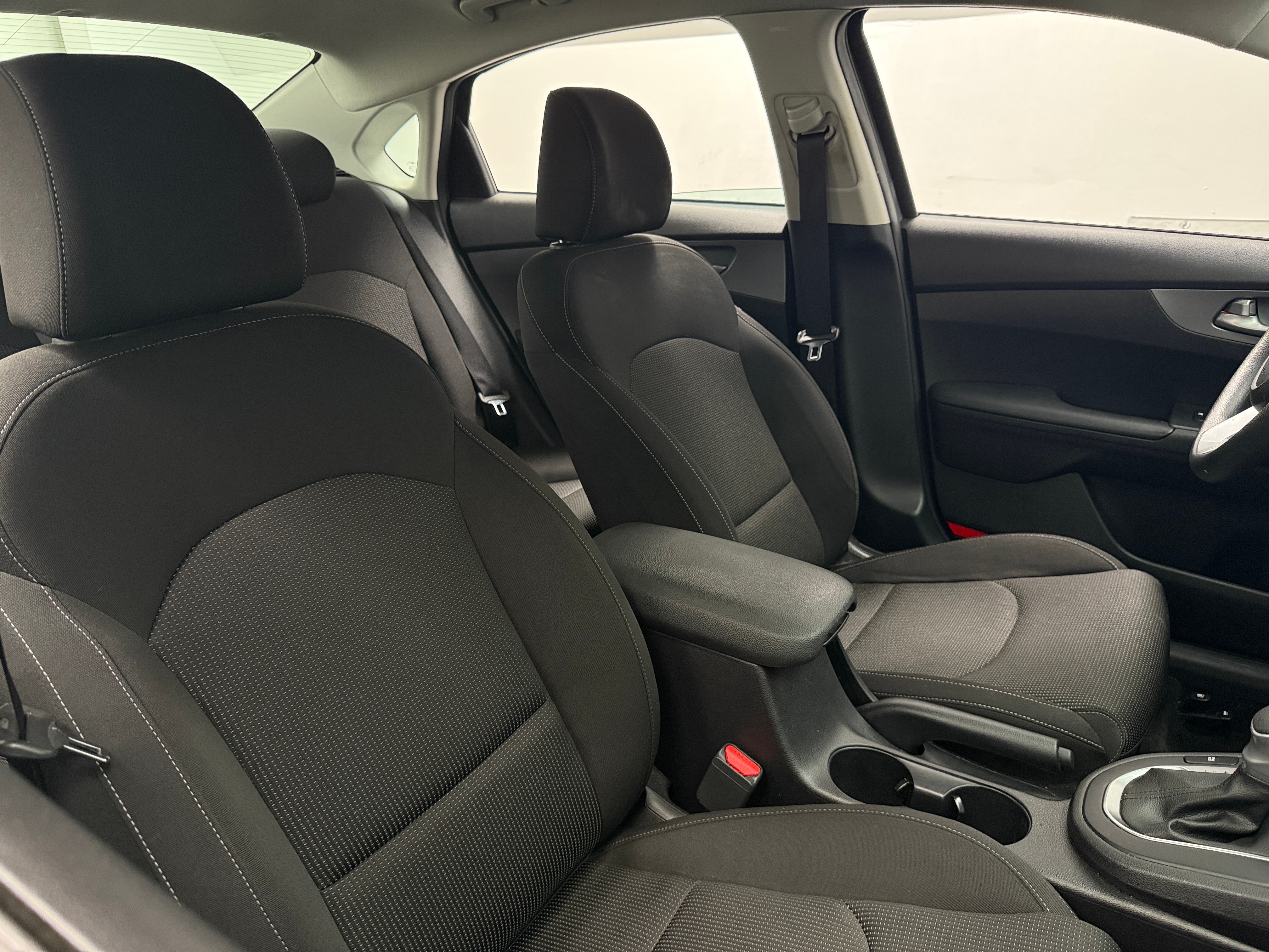 2021 Kia Forte LXS 2