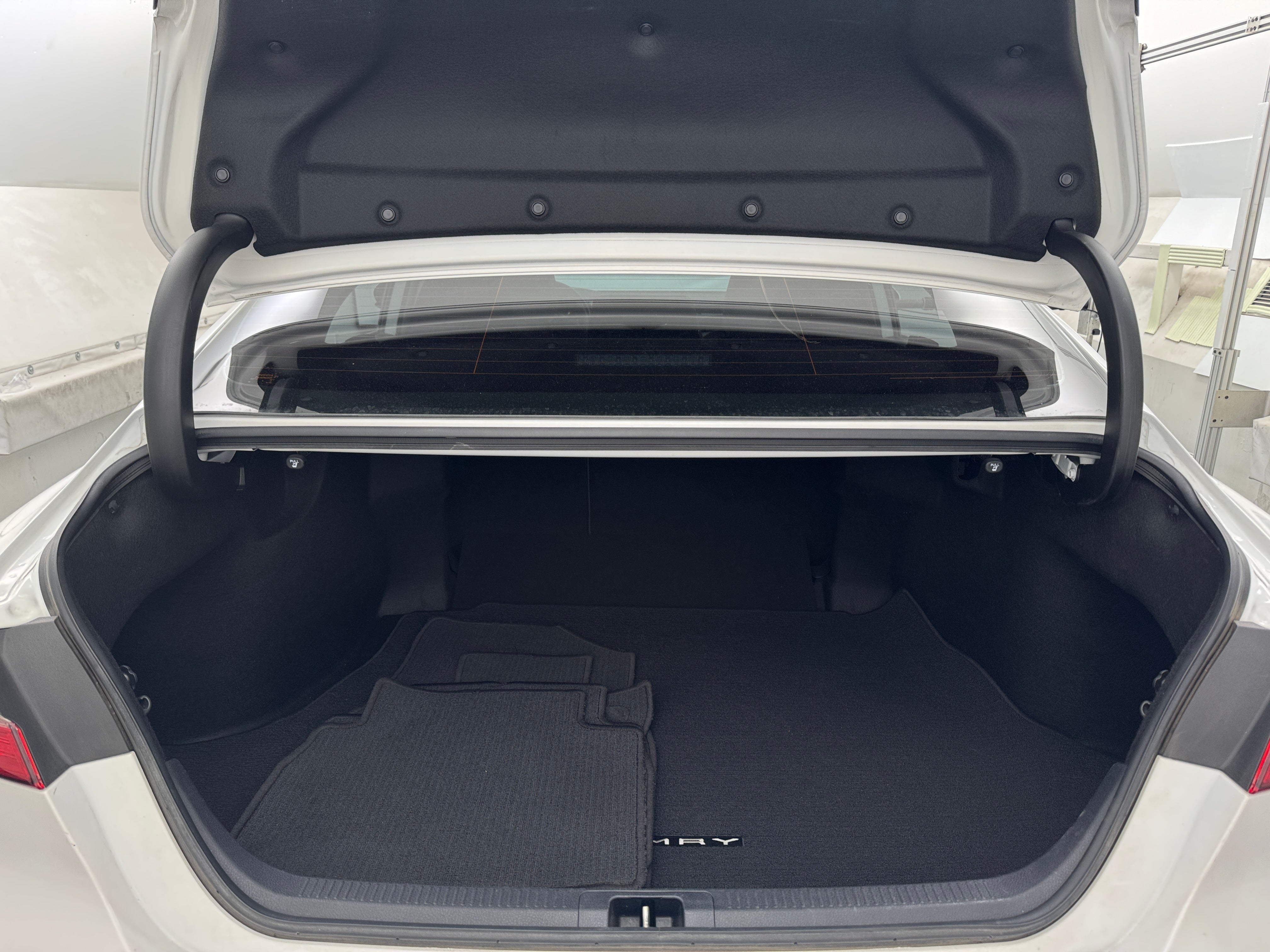 2020 Toyota Camry LE 7