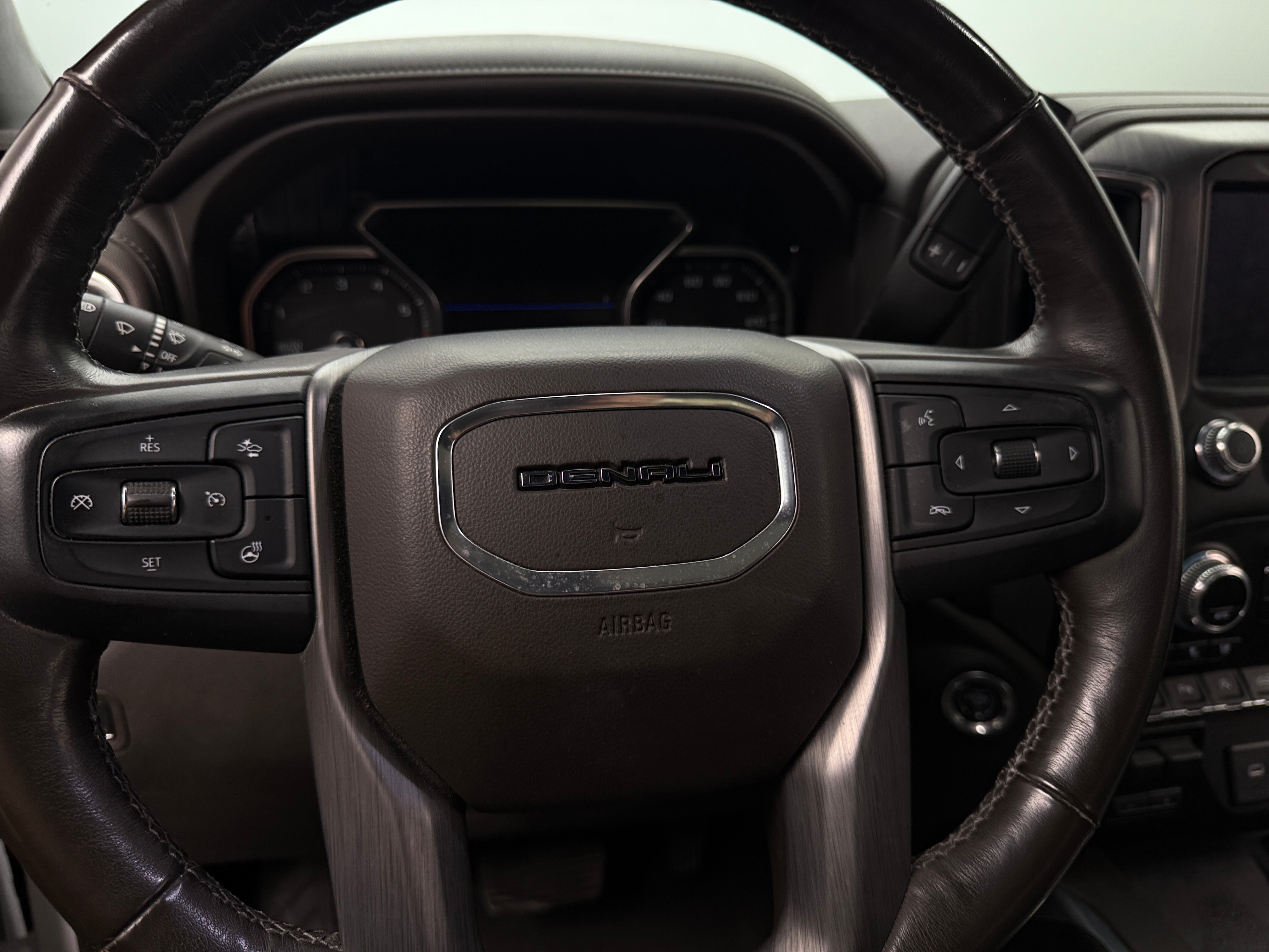 2019 GMC Sierra 1500 Denali 4