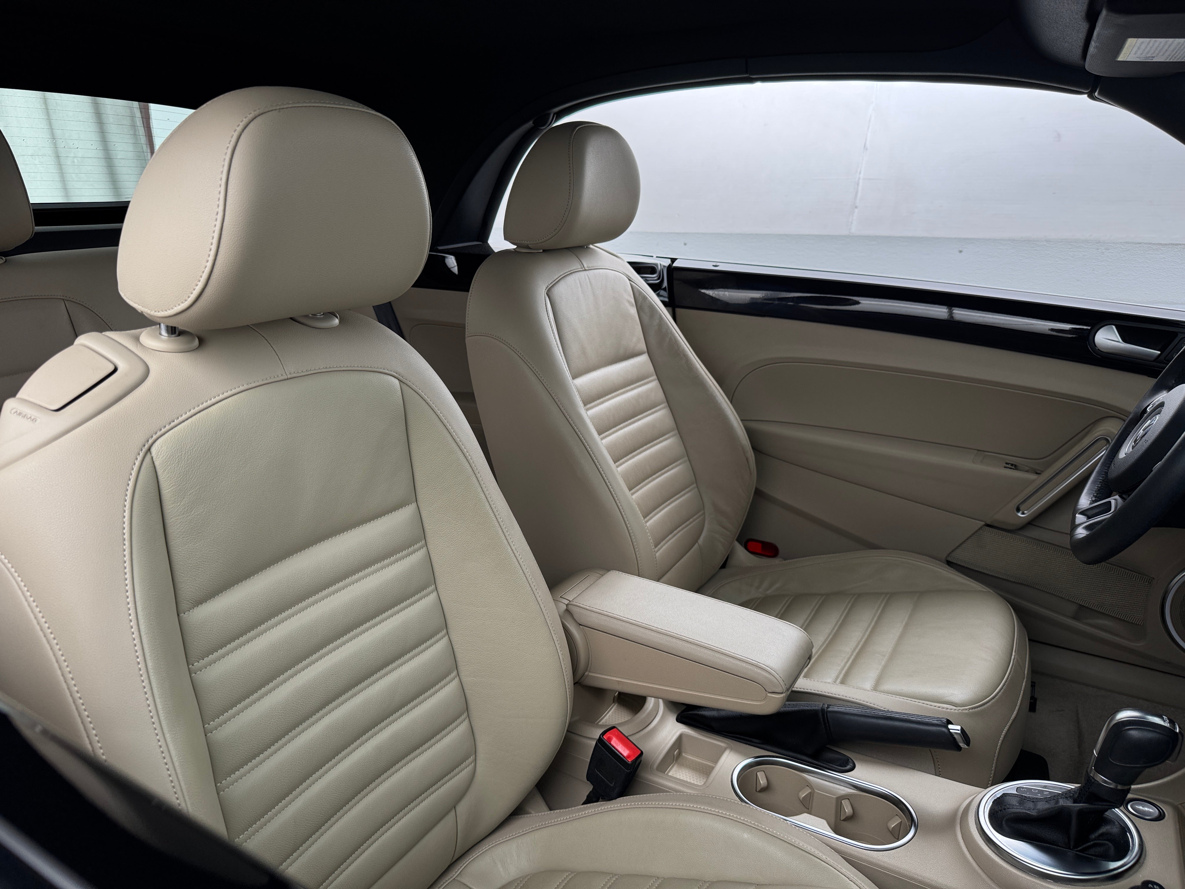 Thumbnail: 2013 Volkswagen Beetle - 2