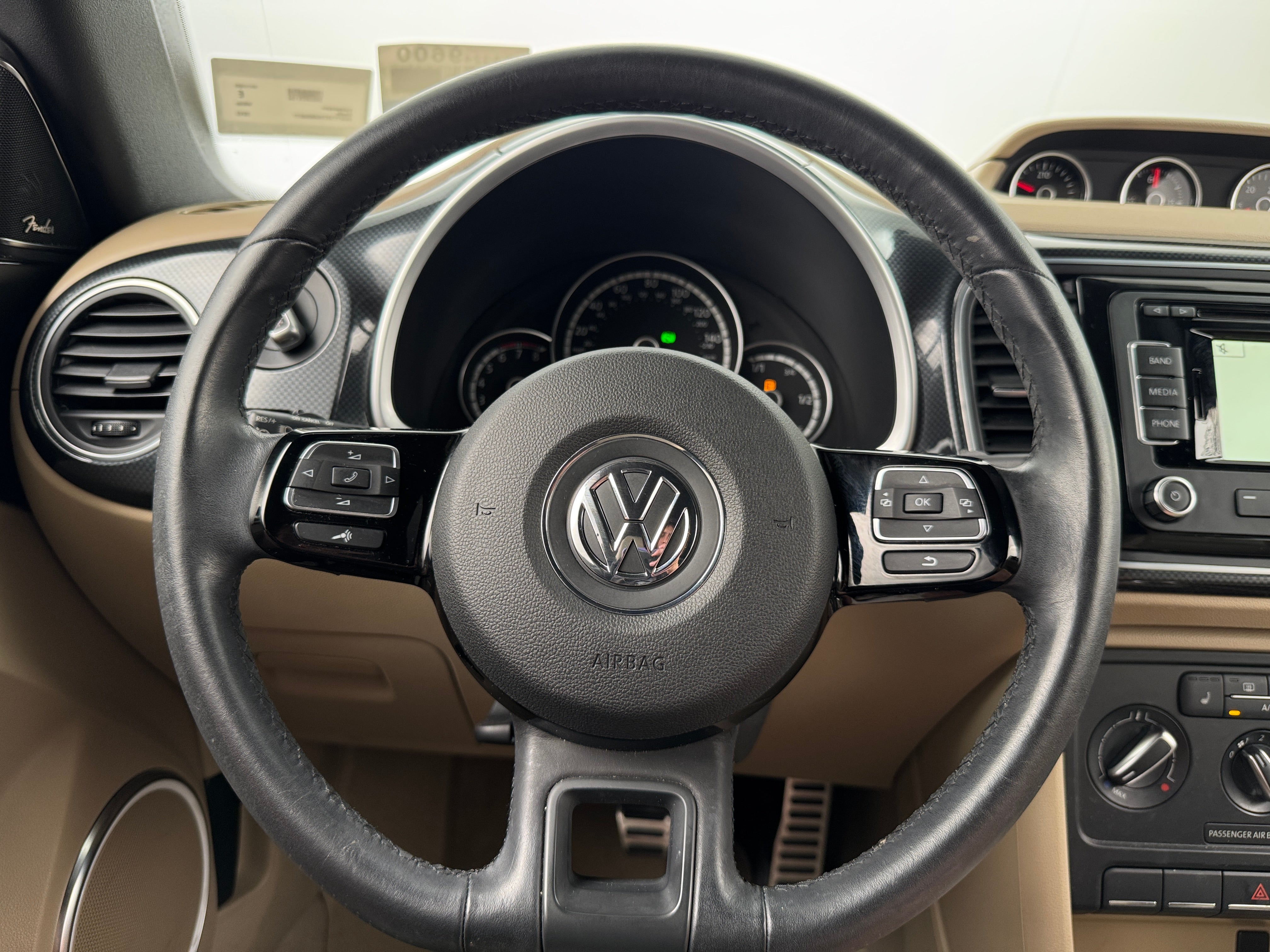 Thumbnail: 2013 Volkswagen Beetle - 4