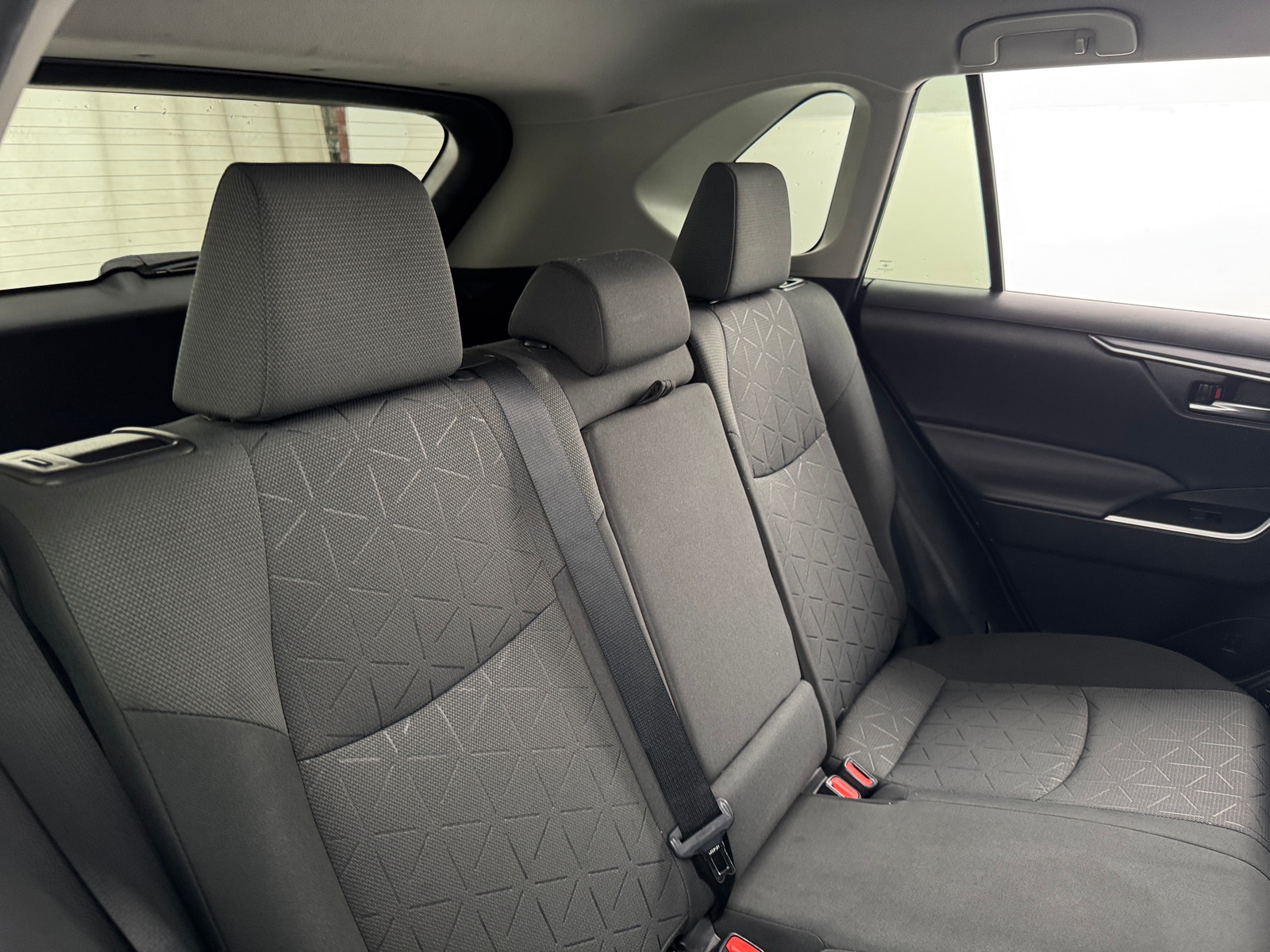 Thumbnail: 2020 Toyota RAV4 - 6