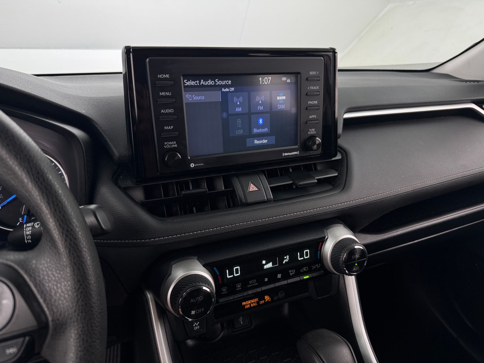 Thumbnail: 2020 Toyota RAV4 - 4