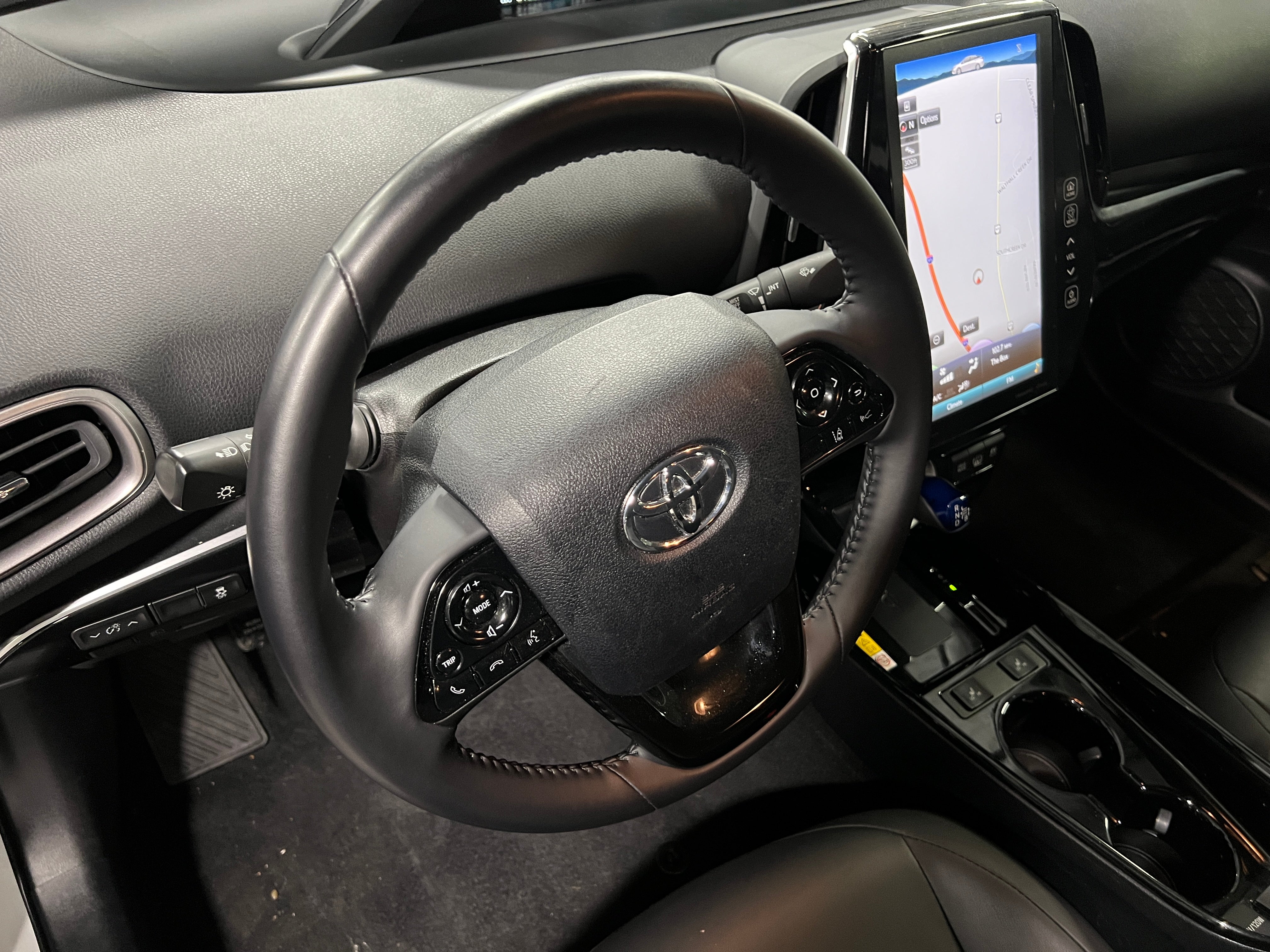2022 Toyota Prius Prime XLE 4
