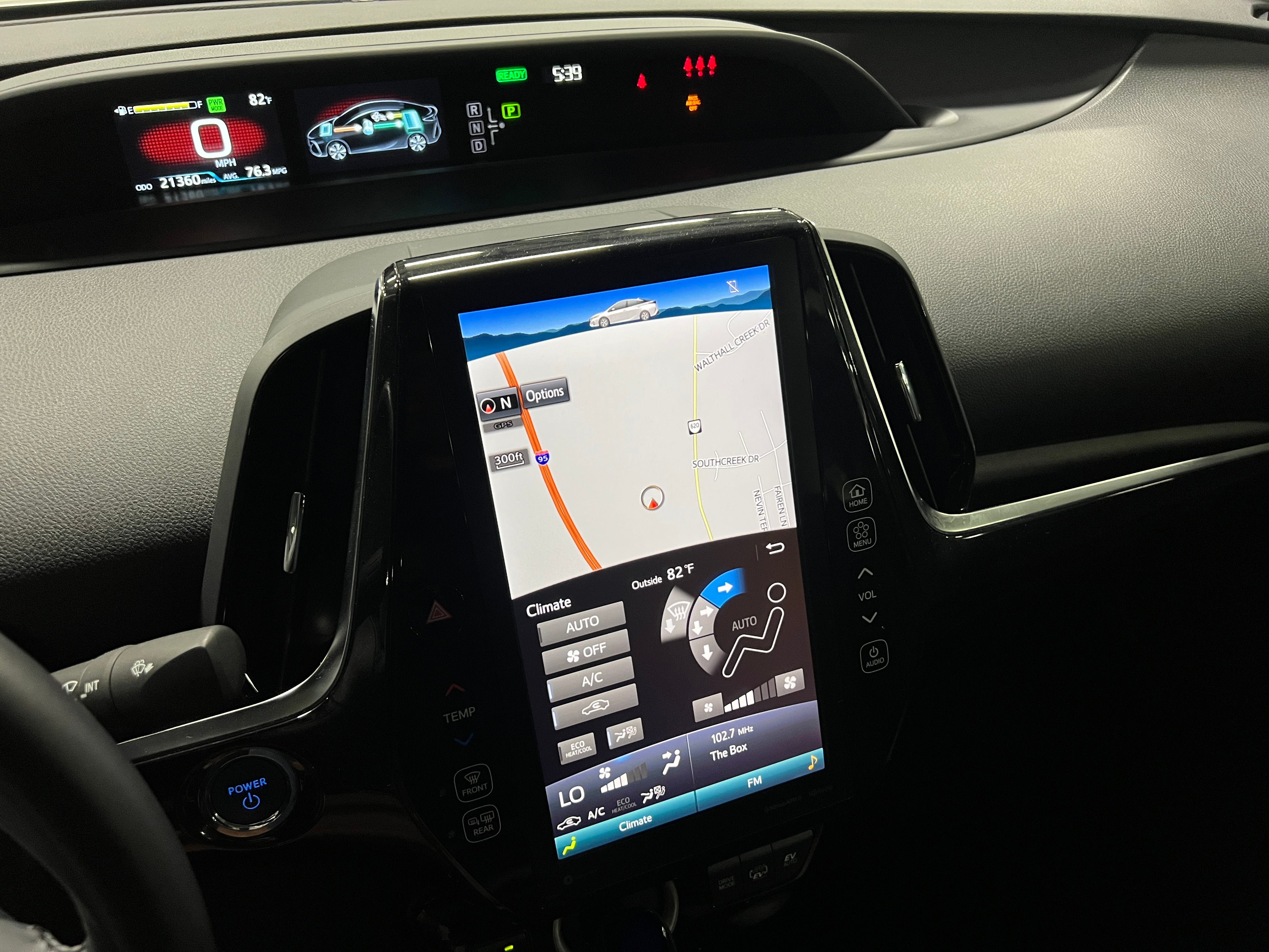 2022 Toyota Prius Prime XLE 3