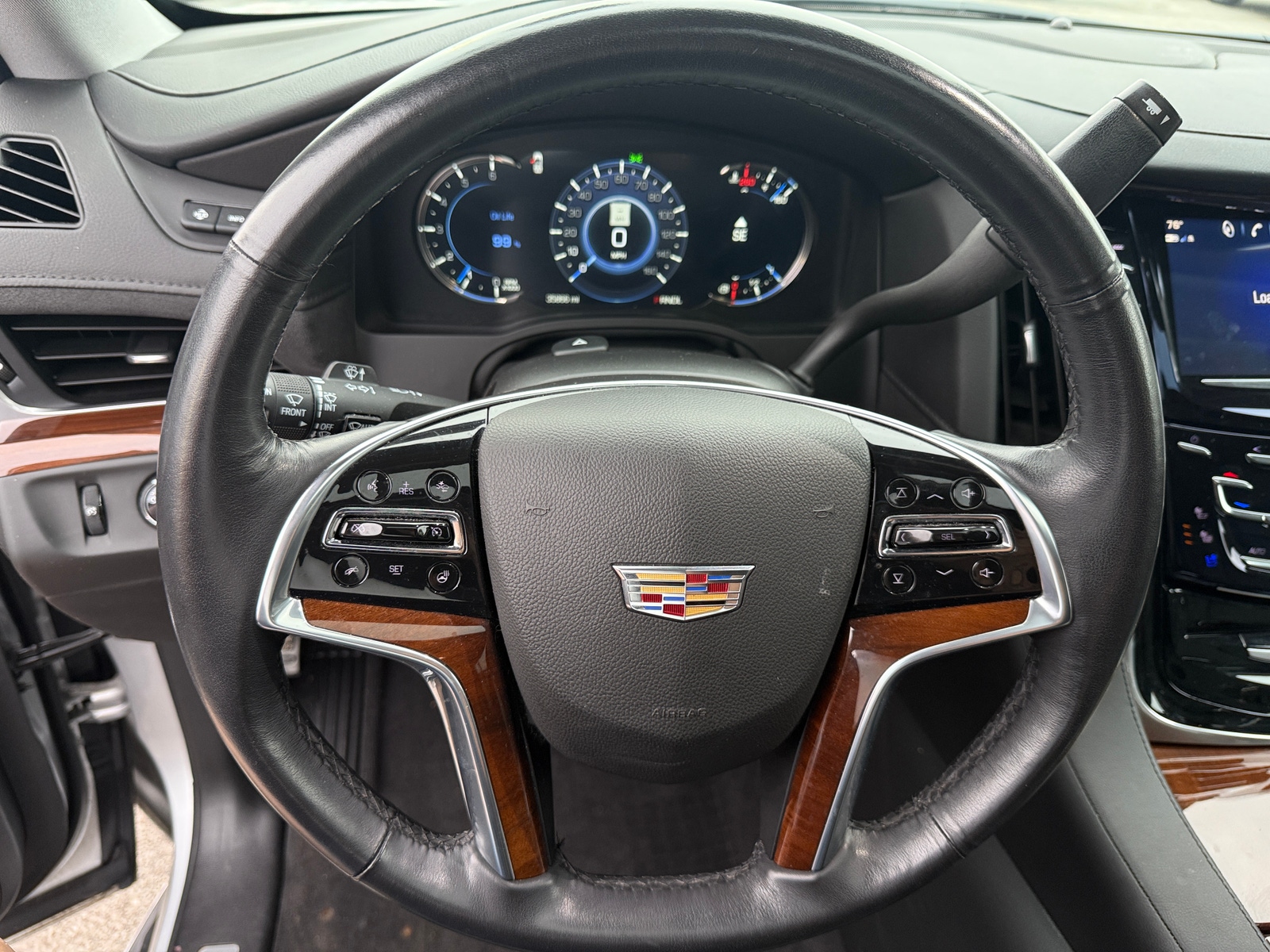 Thumbnail: 2020 Cadillac Escalade - 4