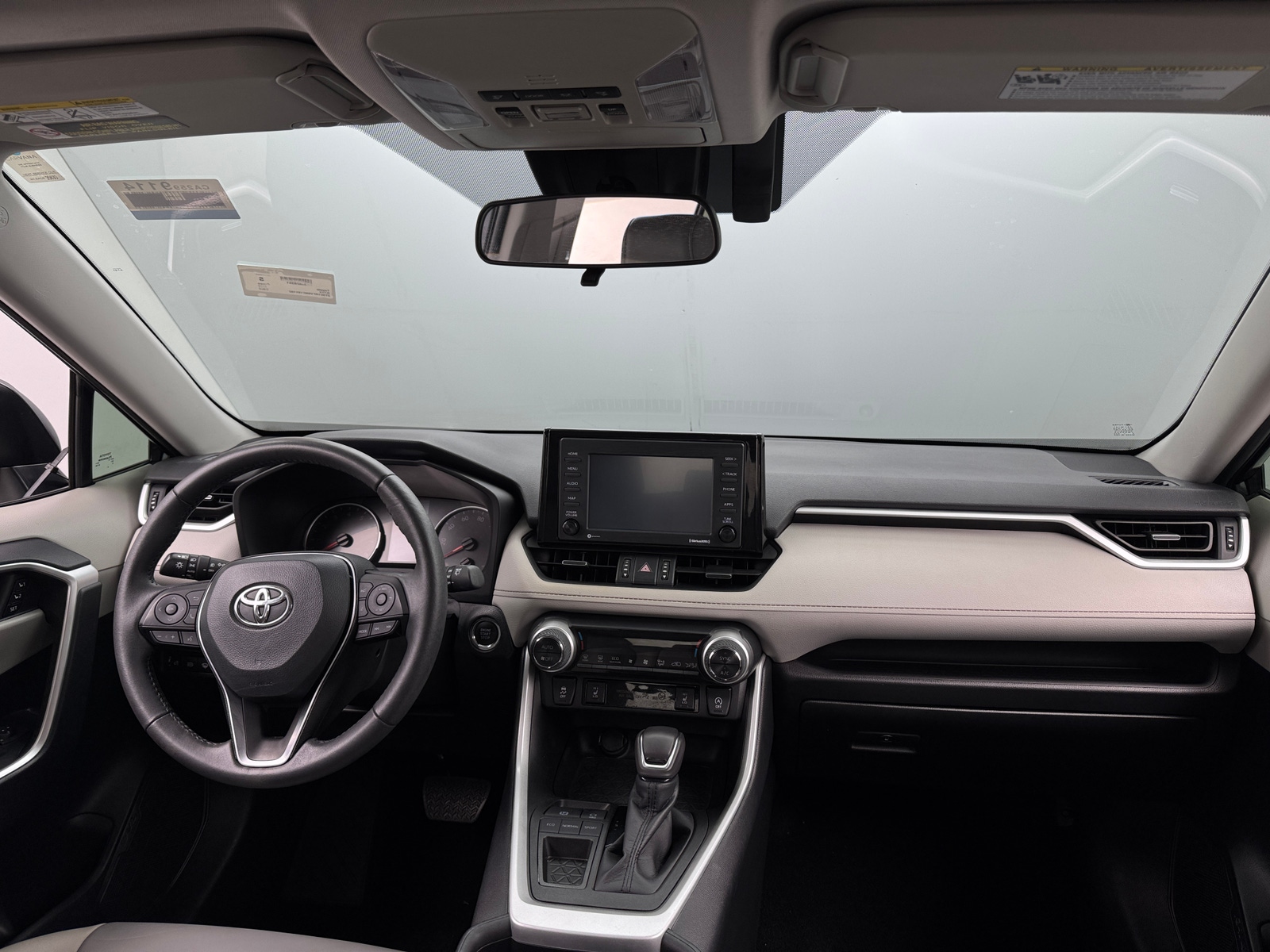 Thumbnail: 2022 Toyota RAV4 - 2