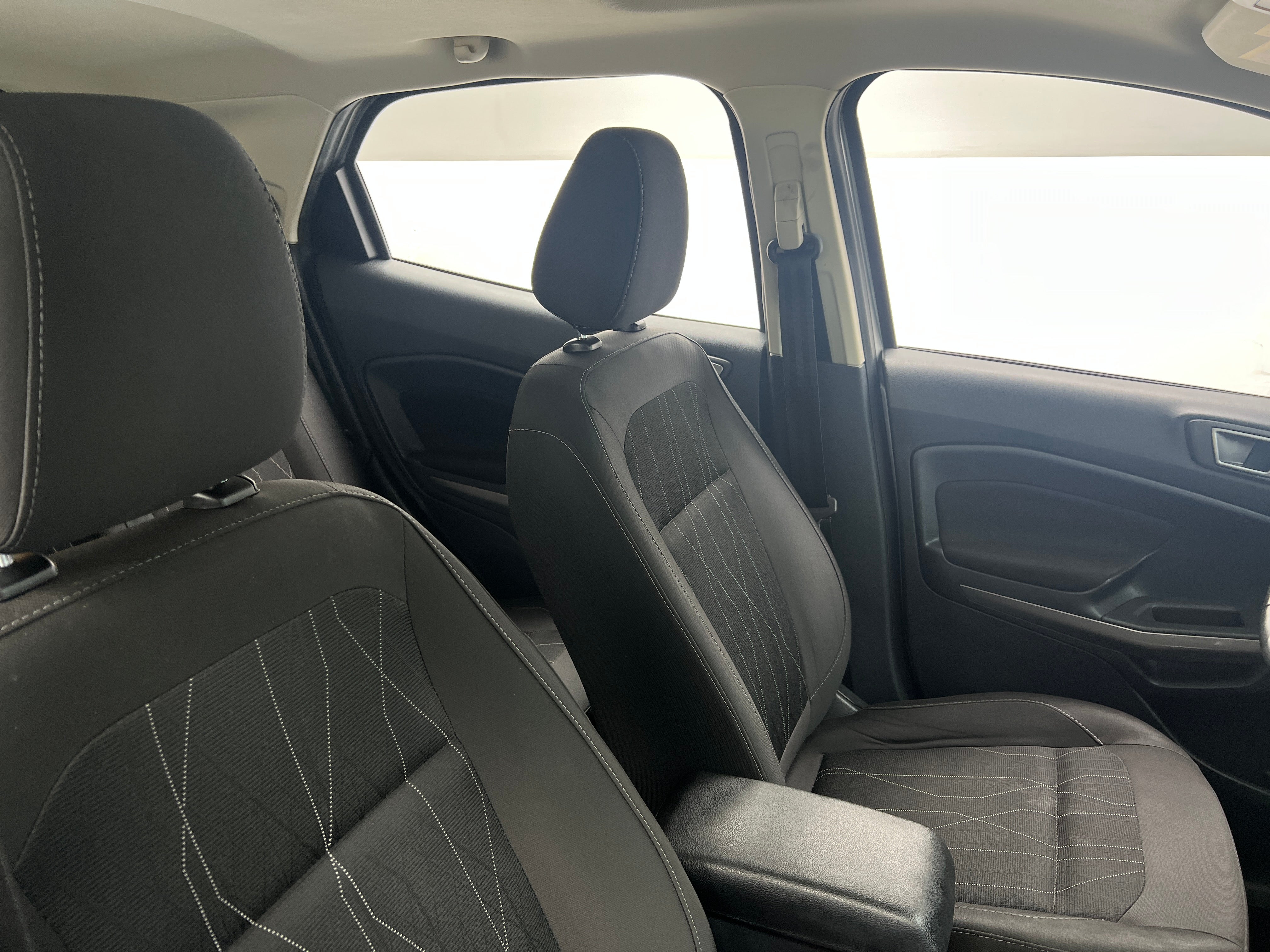 2020 Ford EcoSport SE 2