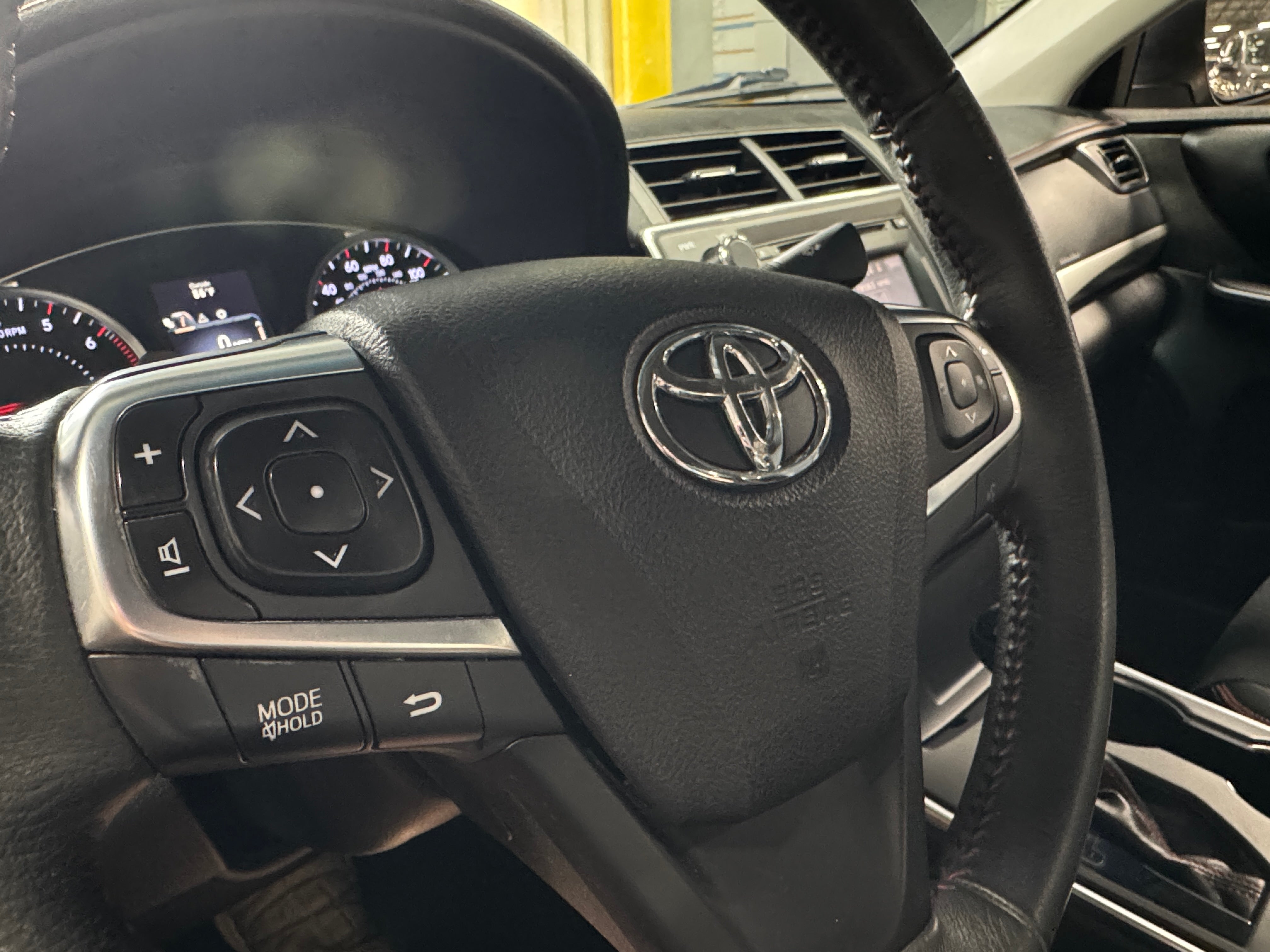 2017 Toyota Camry SE 5