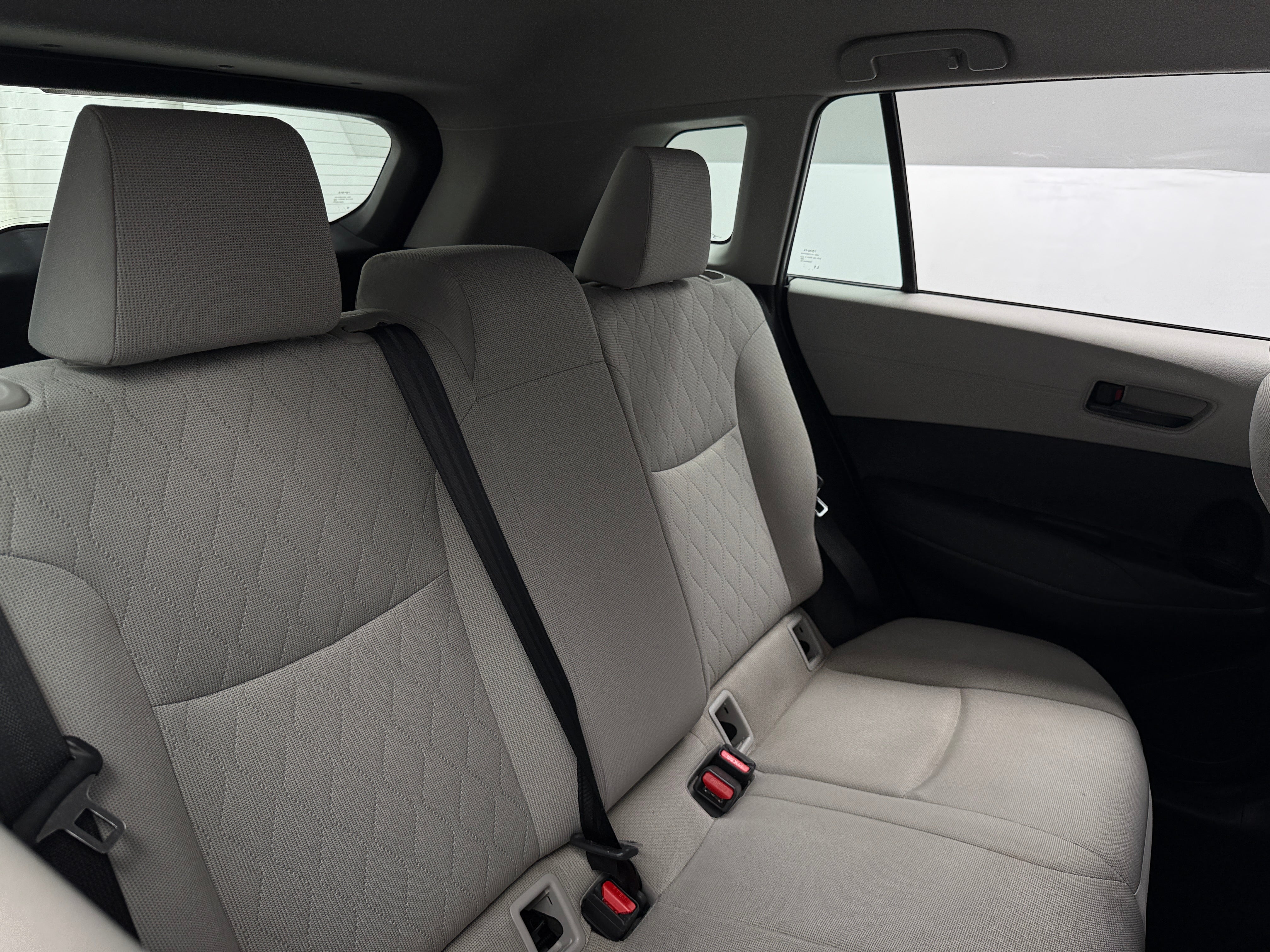 2024 Toyota Corolla Cross L 6