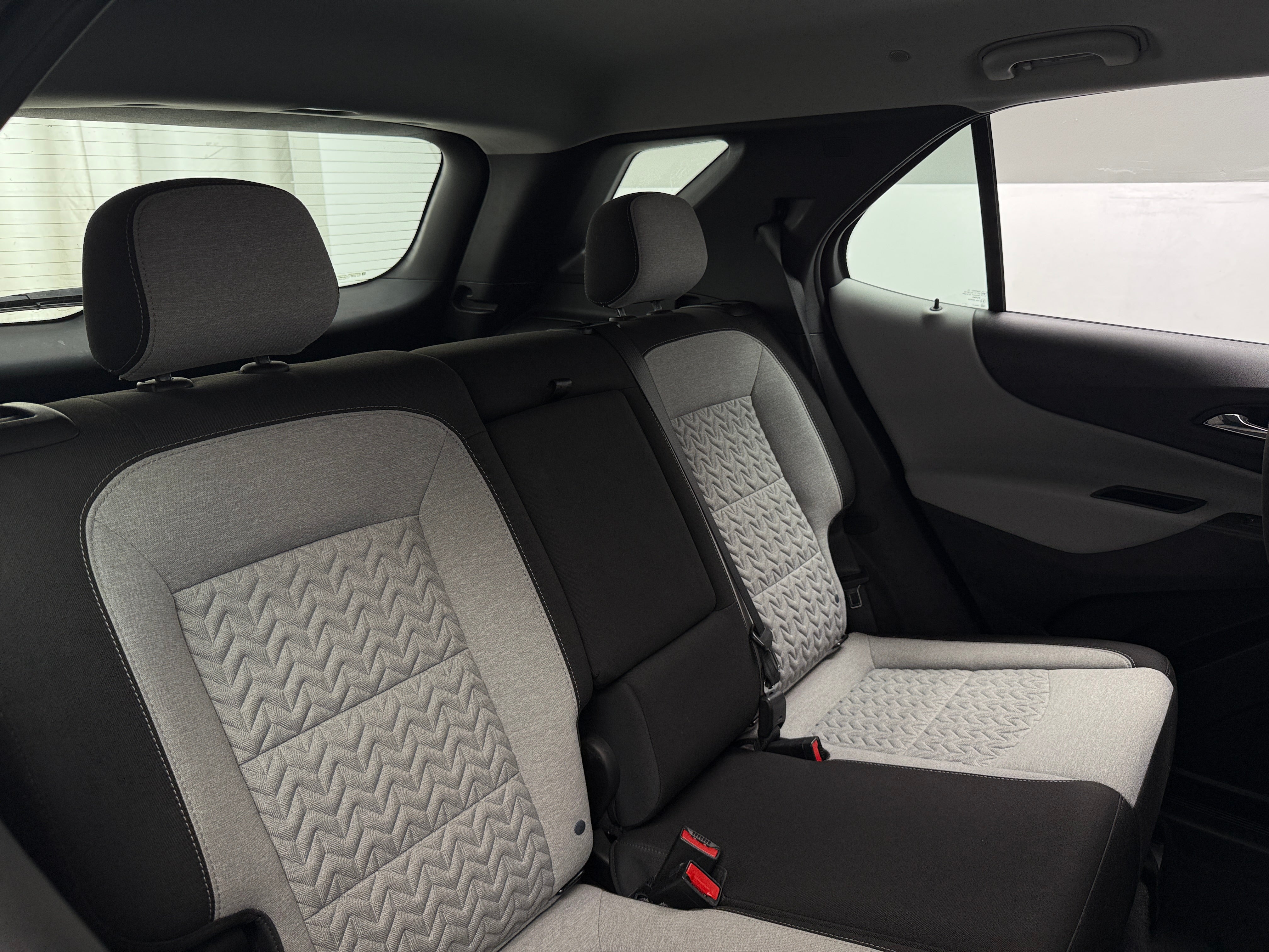 Thumbnail: 2023 Chevrolet Equinox - 6