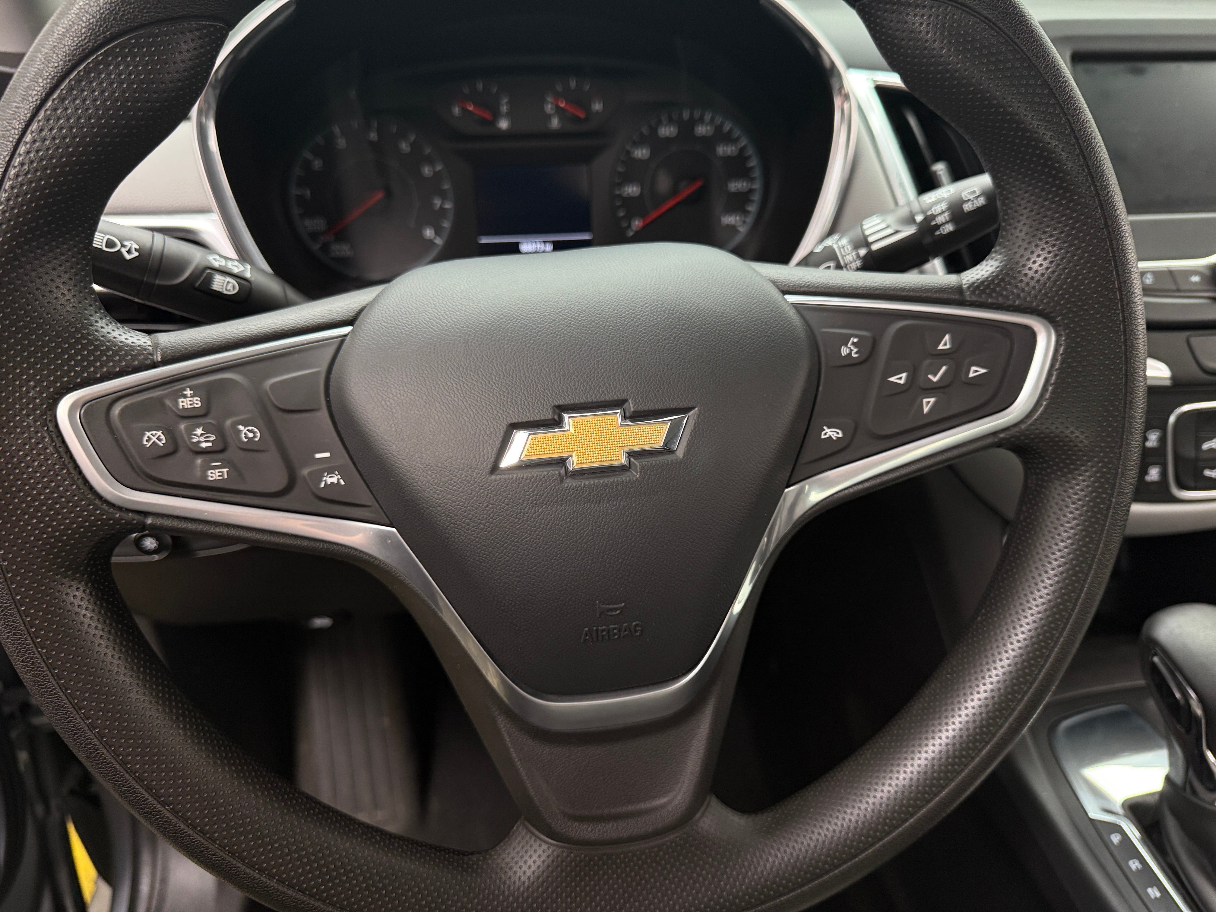 Thumbnail: 2023 Chevrolet Equinox - 5