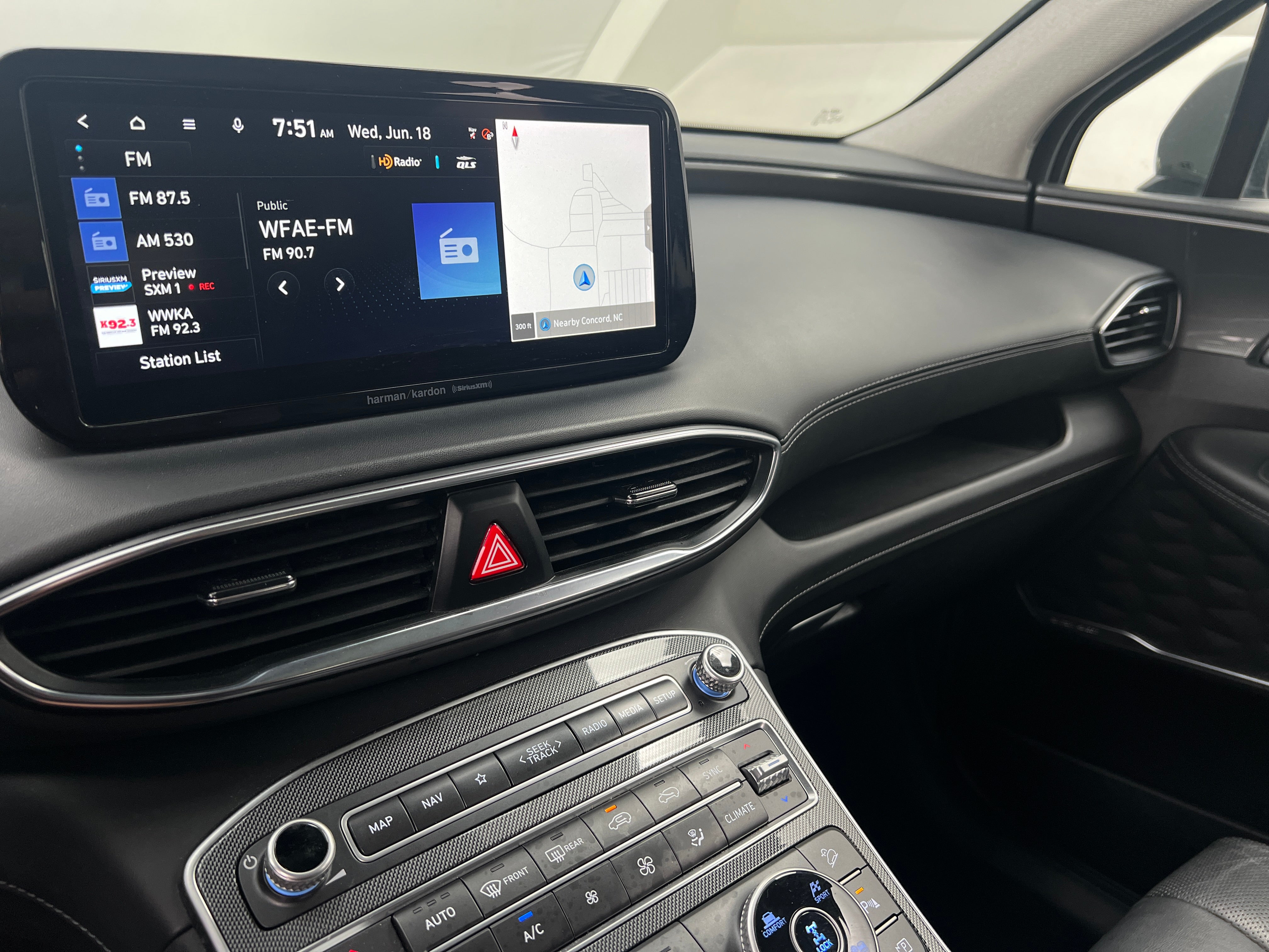 Thumbnail: 2023 Hyundai Santa Fe - 3