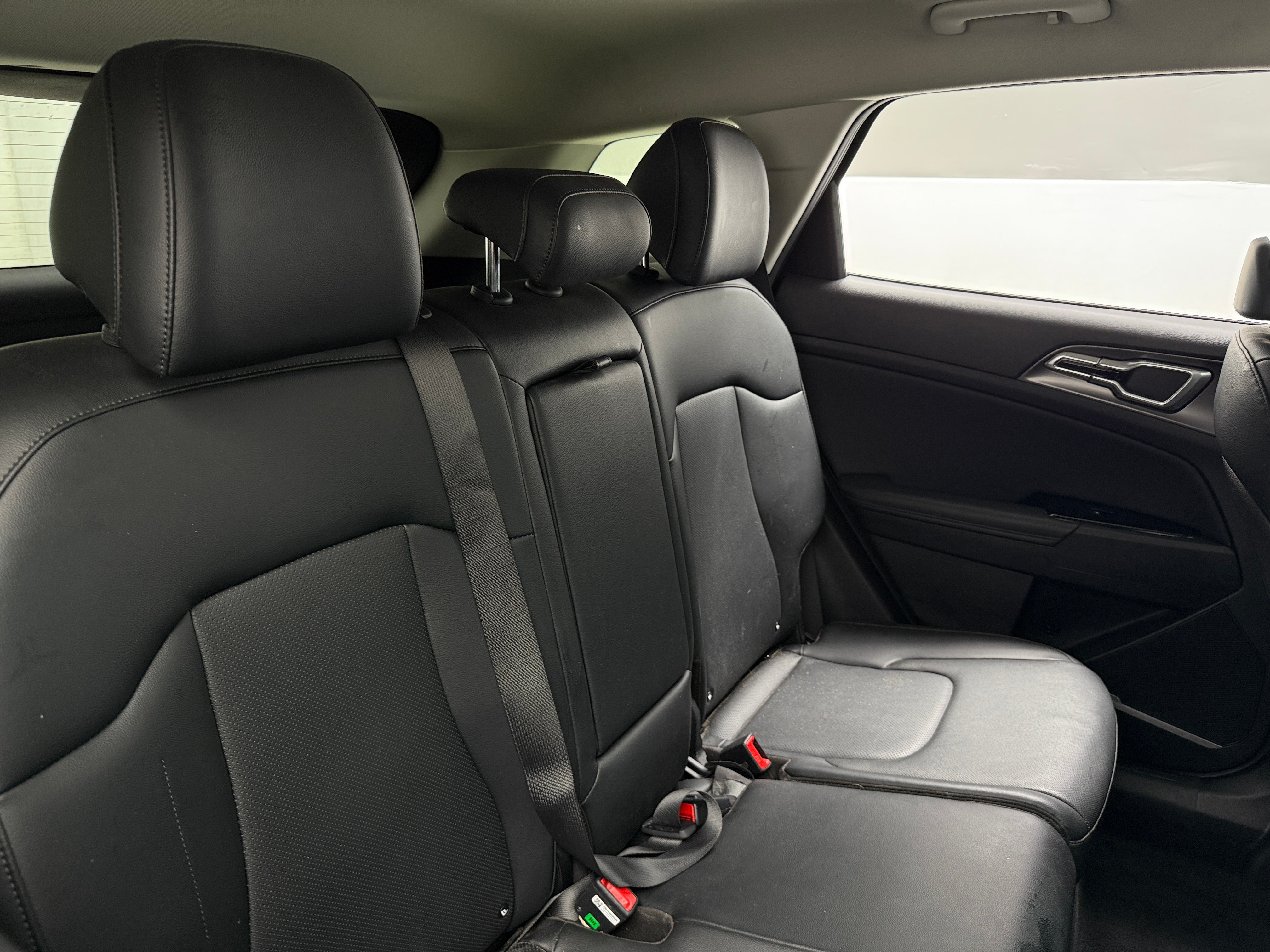 Thumbnail: 2023 Kia Sportage - 5