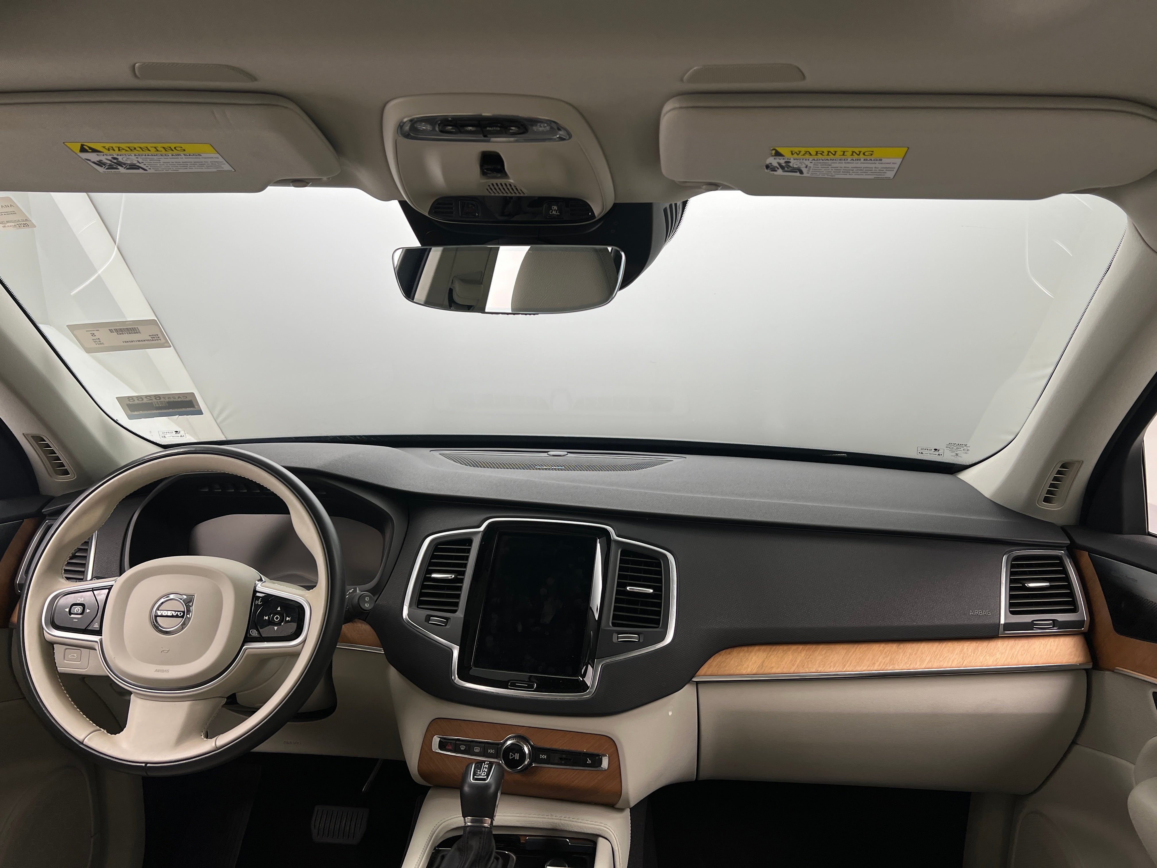2021 Volvo XC90 T6 Momentum 2