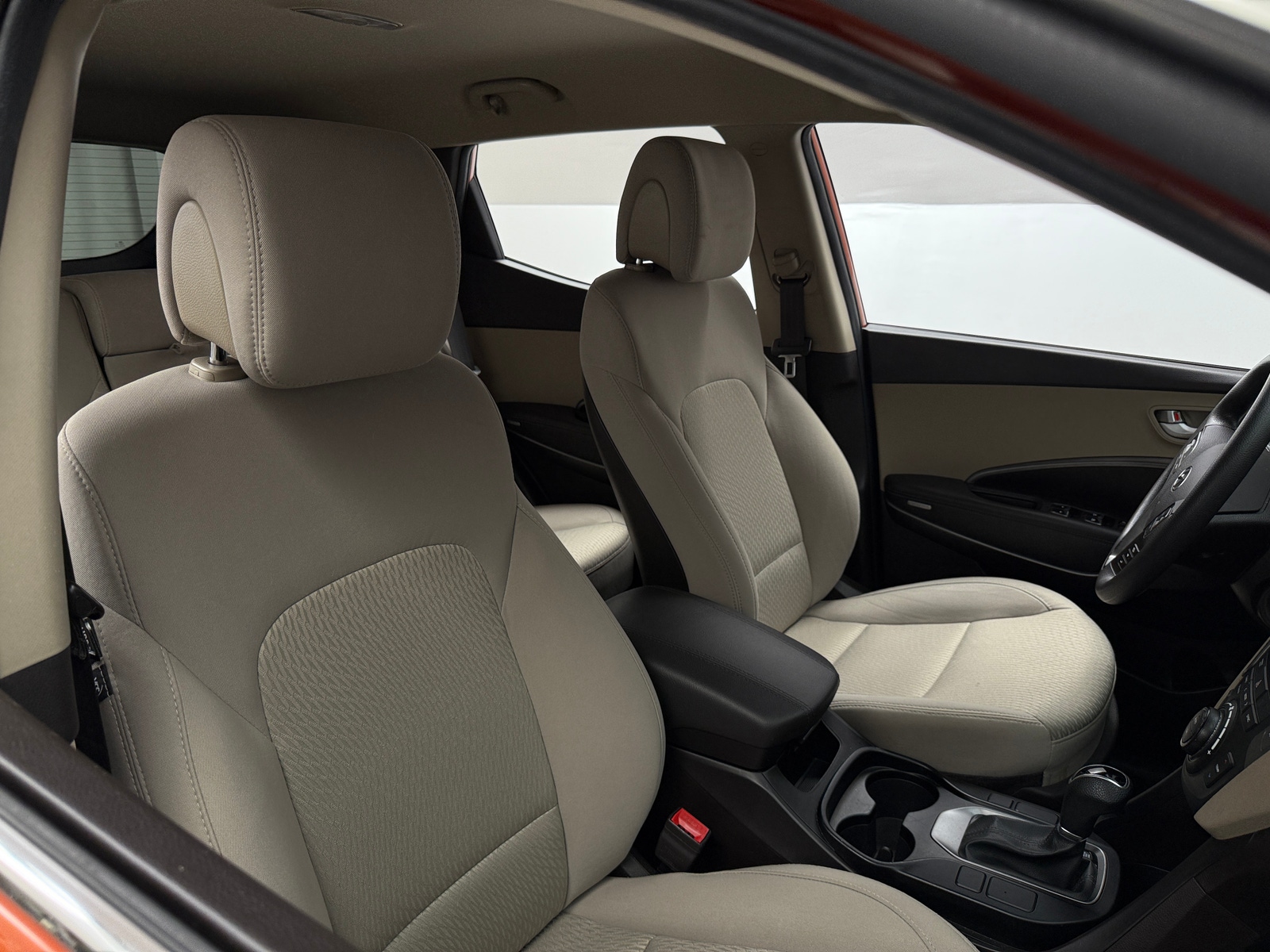 Thumbnail: 2017 Hyundai Santa Fe - 2