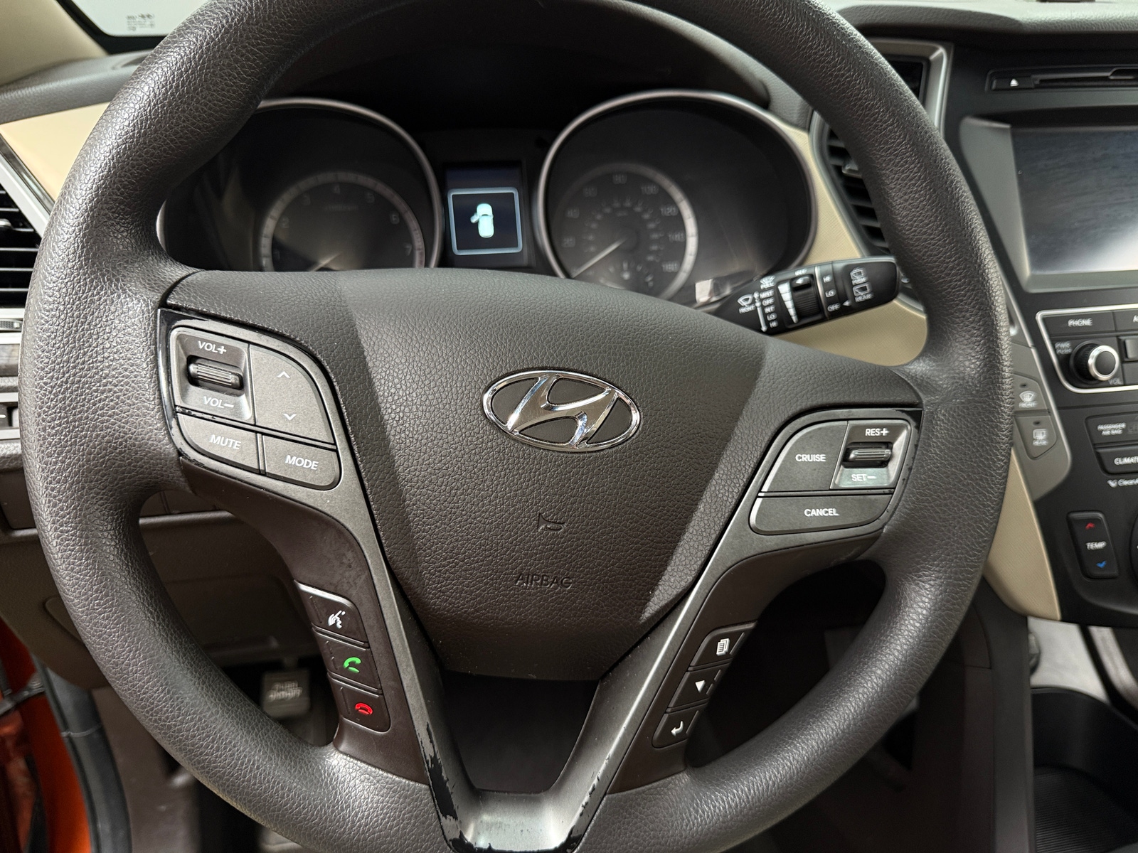 Thumbnail: 2017 Hyundai Santa Fe - 5