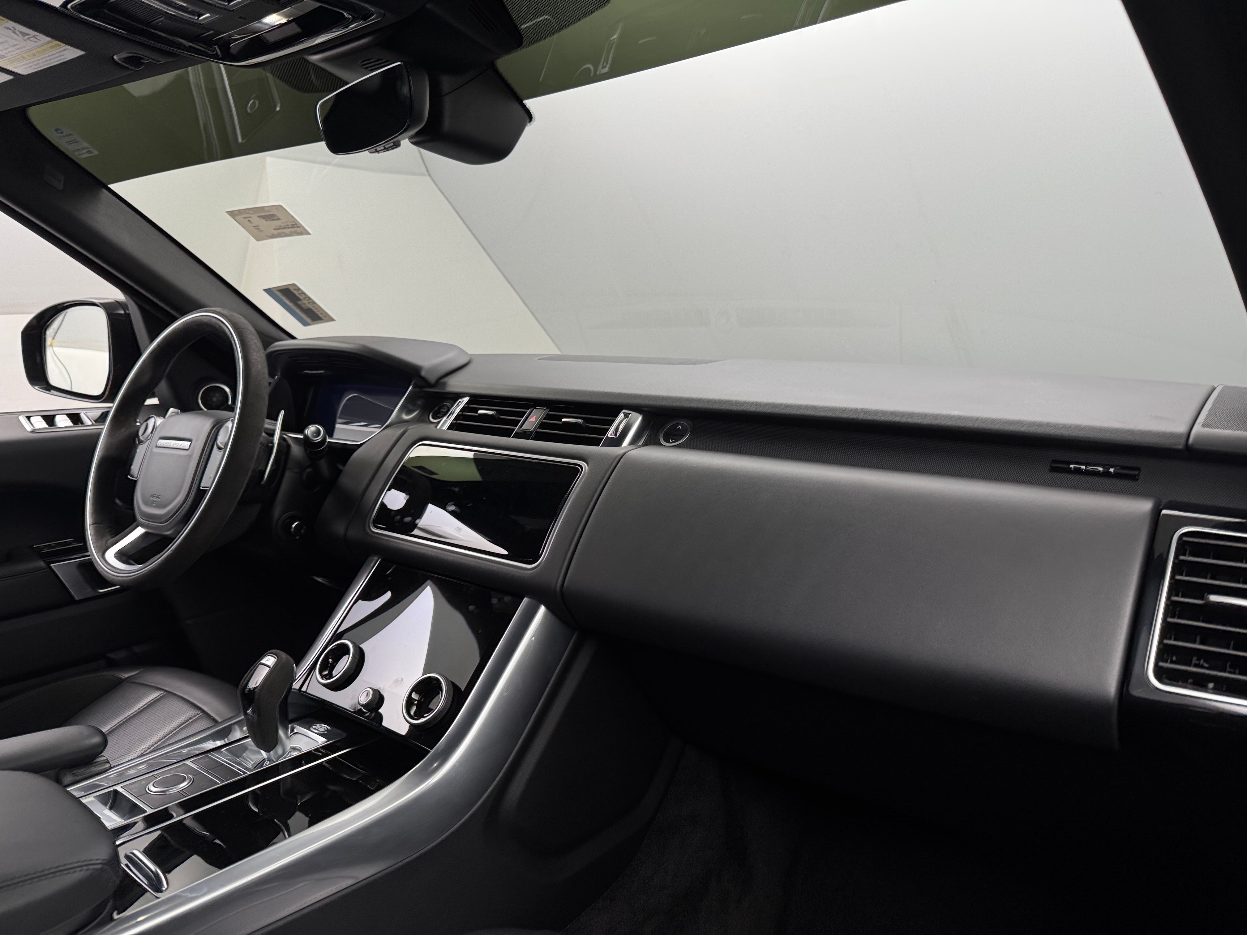 Thumbnail: 2021 Land Rover Range Rover Sport - 2