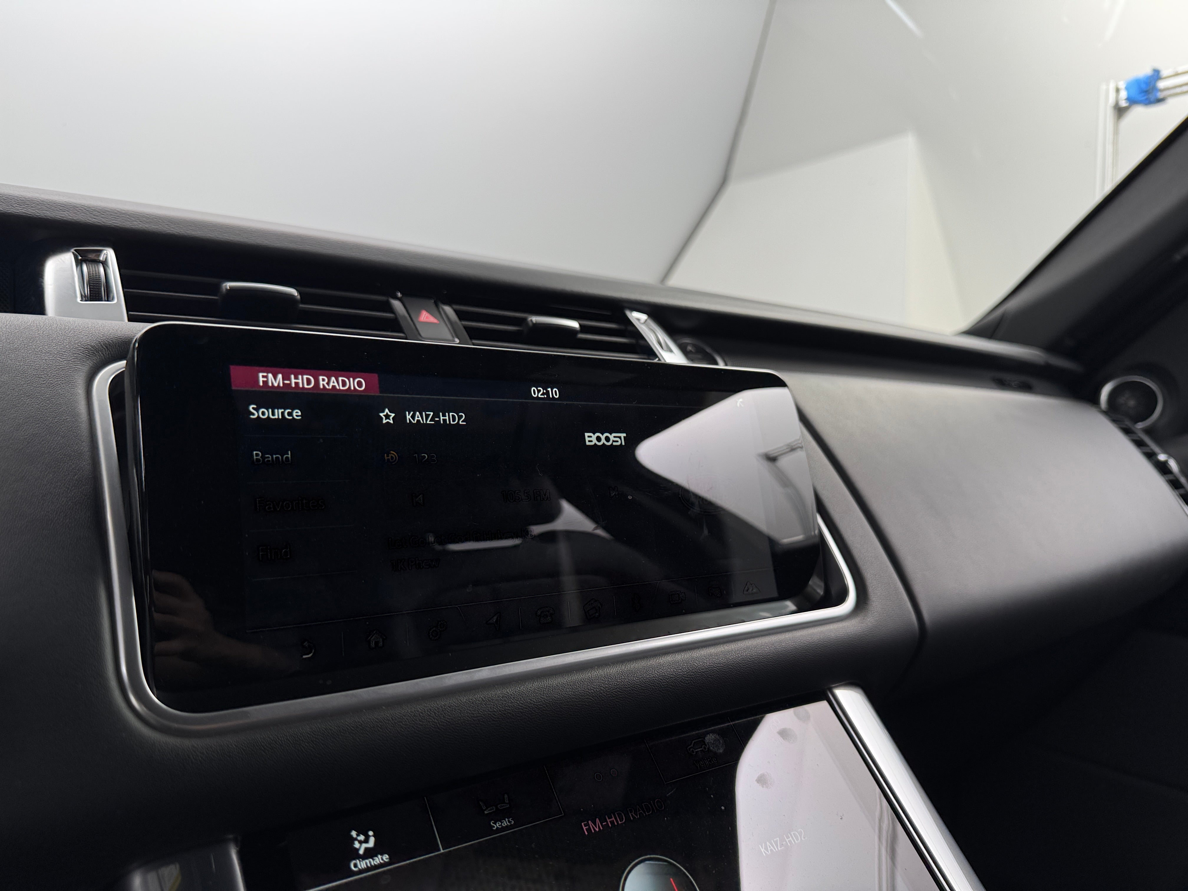 Thumbnail: 2021 Land Rover Range Rover Sport - 3