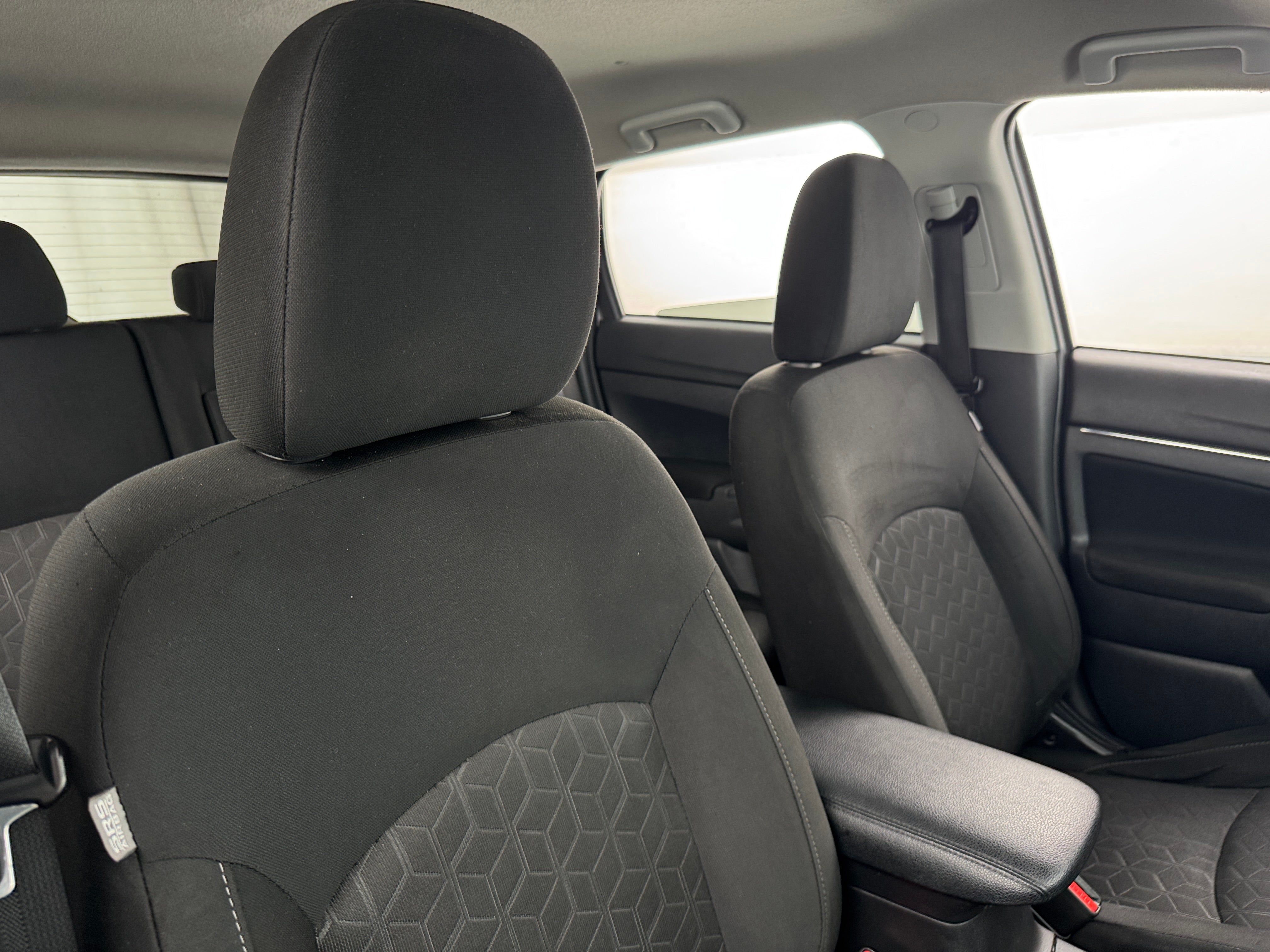 2020 Mitsubishi Outlander Sport ES 2