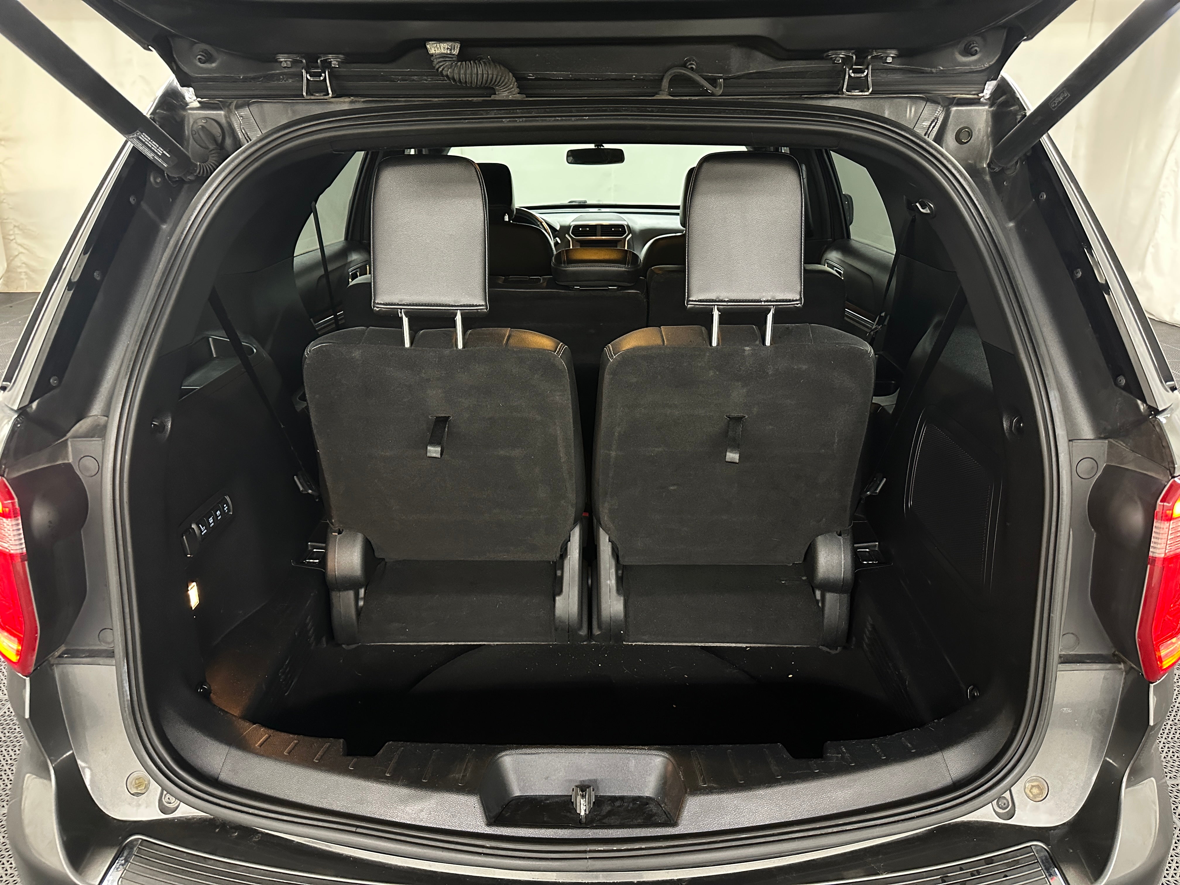 2018 Ford Explorer Limited 6