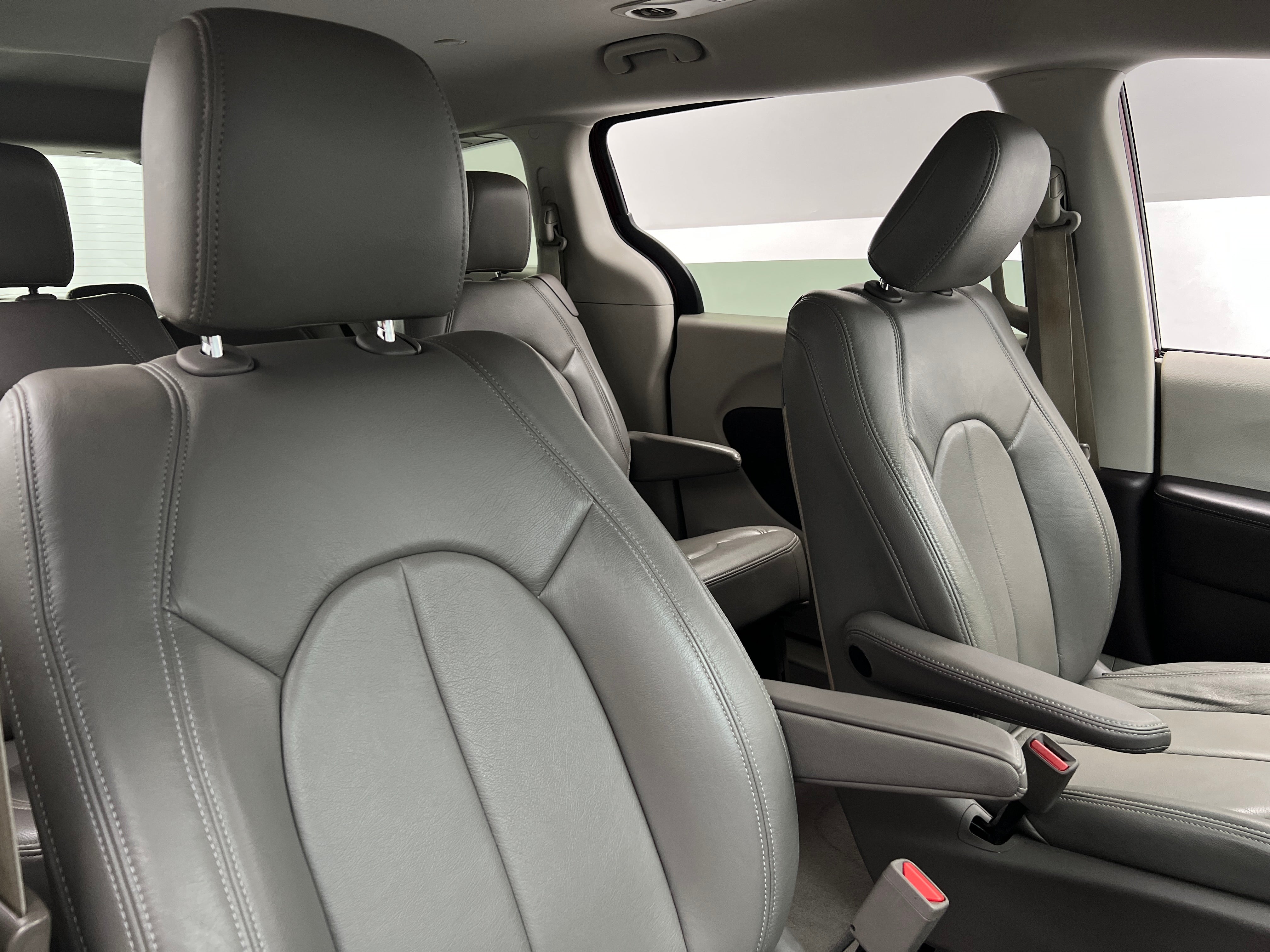 2017 Chrysler Pacifica LX 2