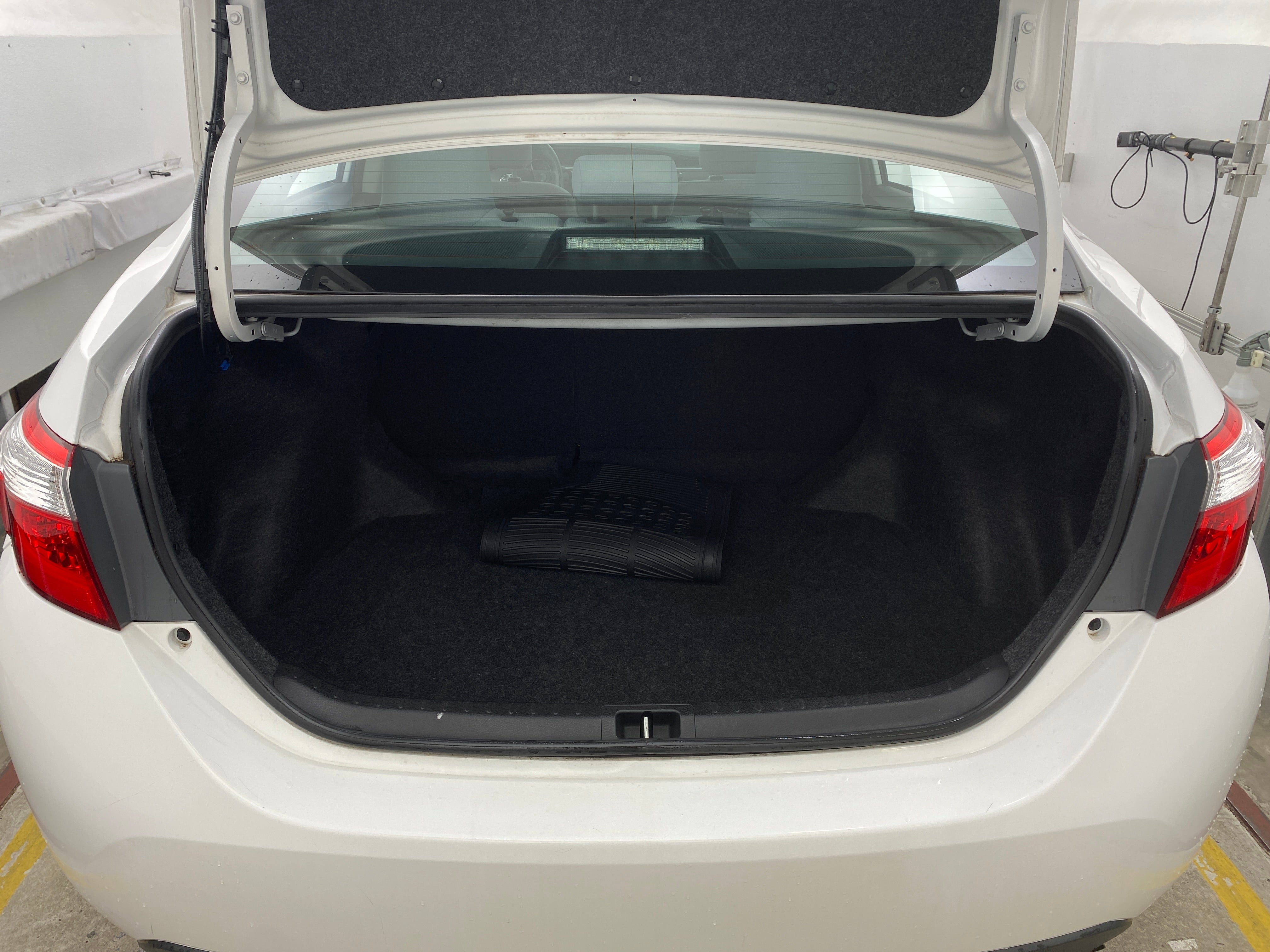 2014 Toyota Corolla L 7