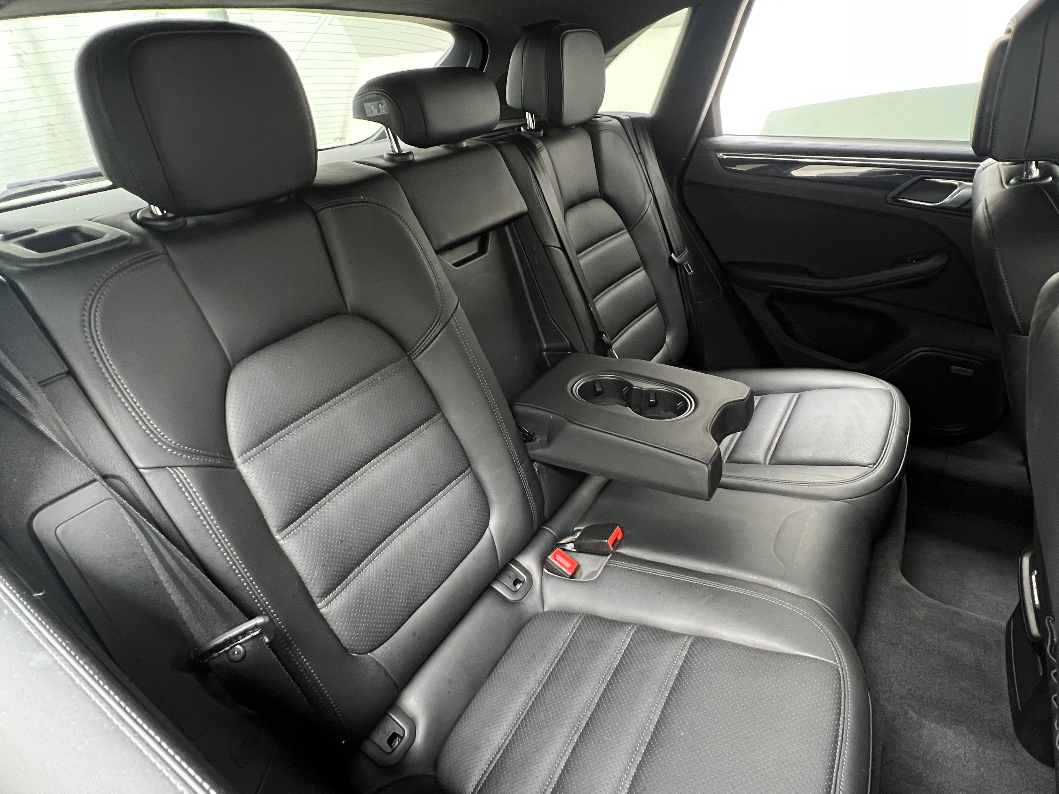 2015 Porsche Macan Turbo 5