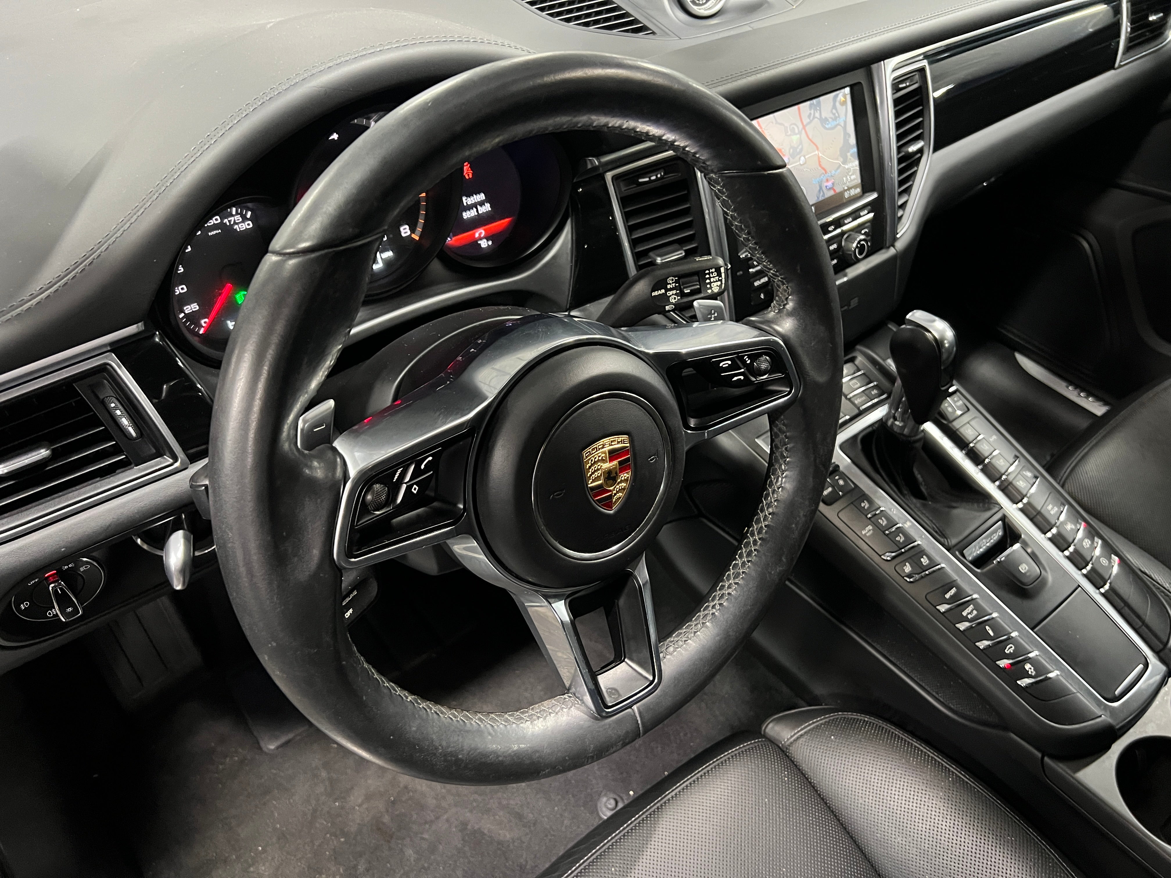 2015 Porsche Macan Turbo 4
