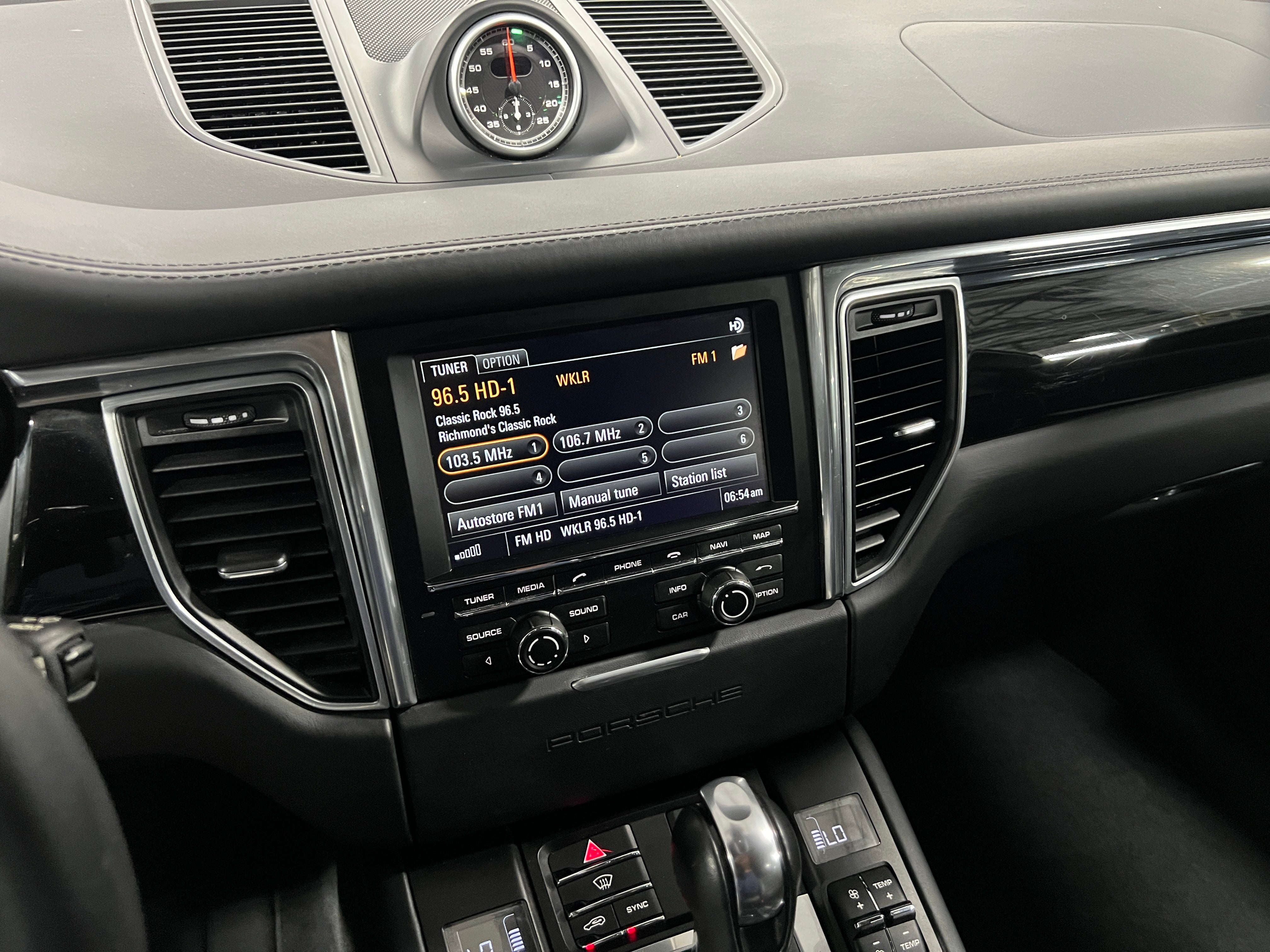 2015 Porsche Macan Turbo 3