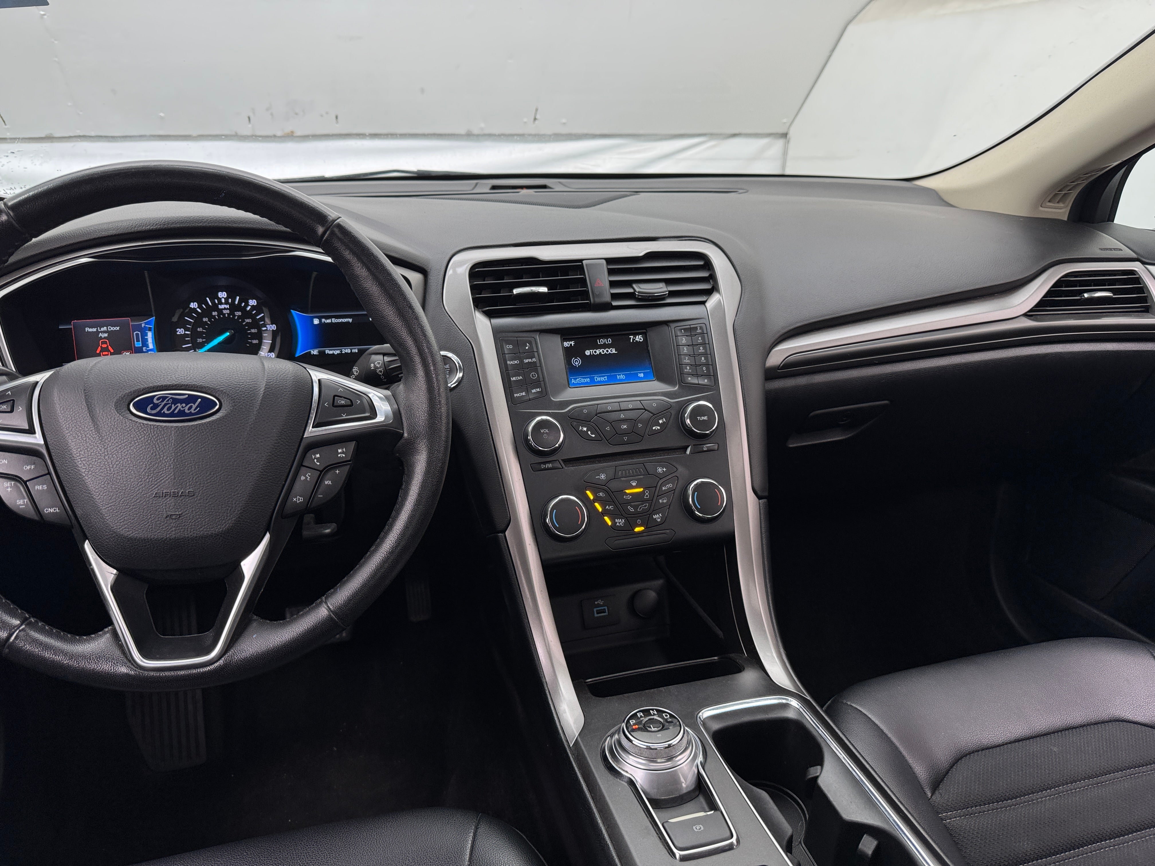 Thumbnail: 2017 Ford Fusion - 3