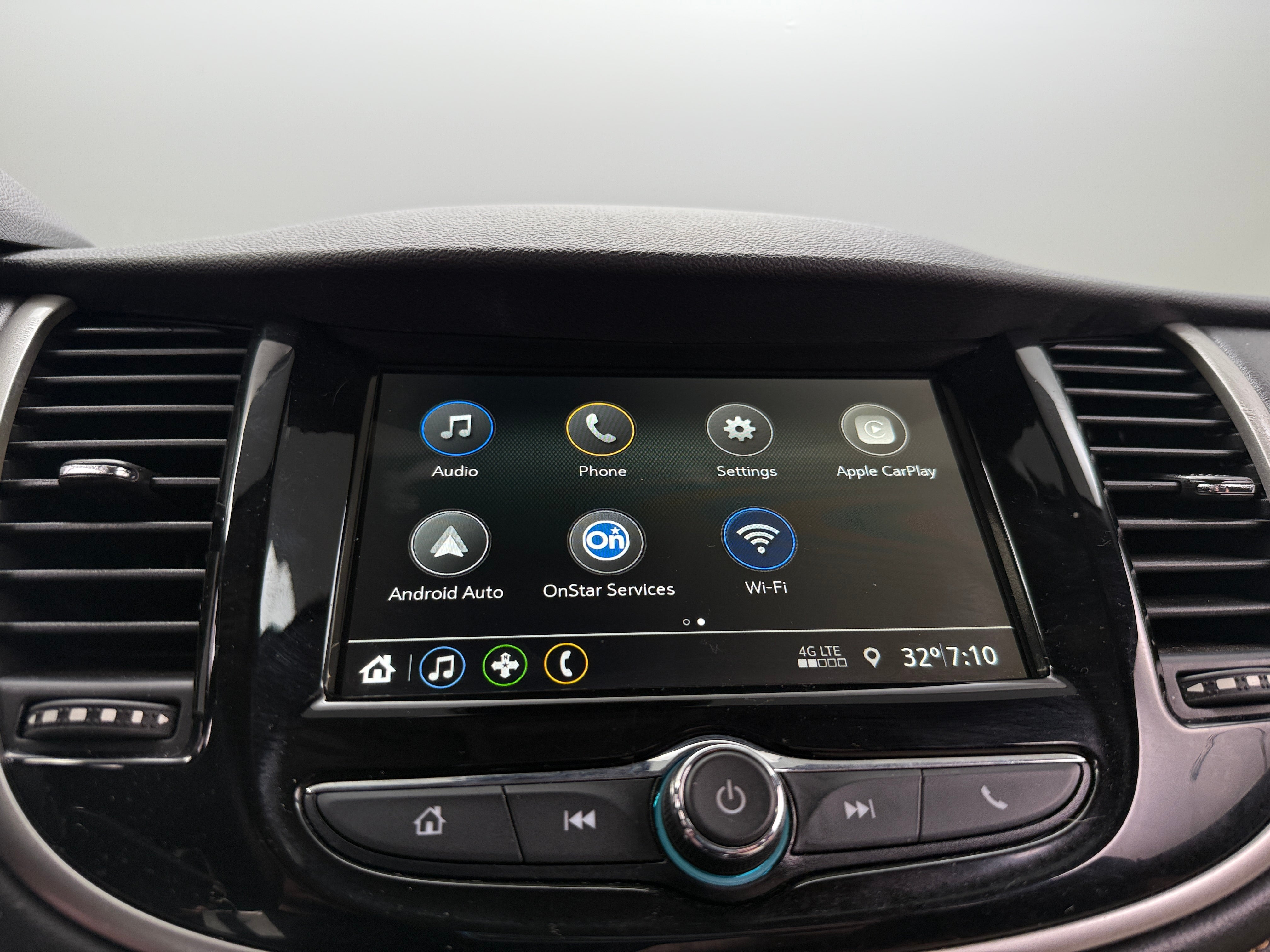 Thumbnail: 2019 Chevrolet Trax - 4
