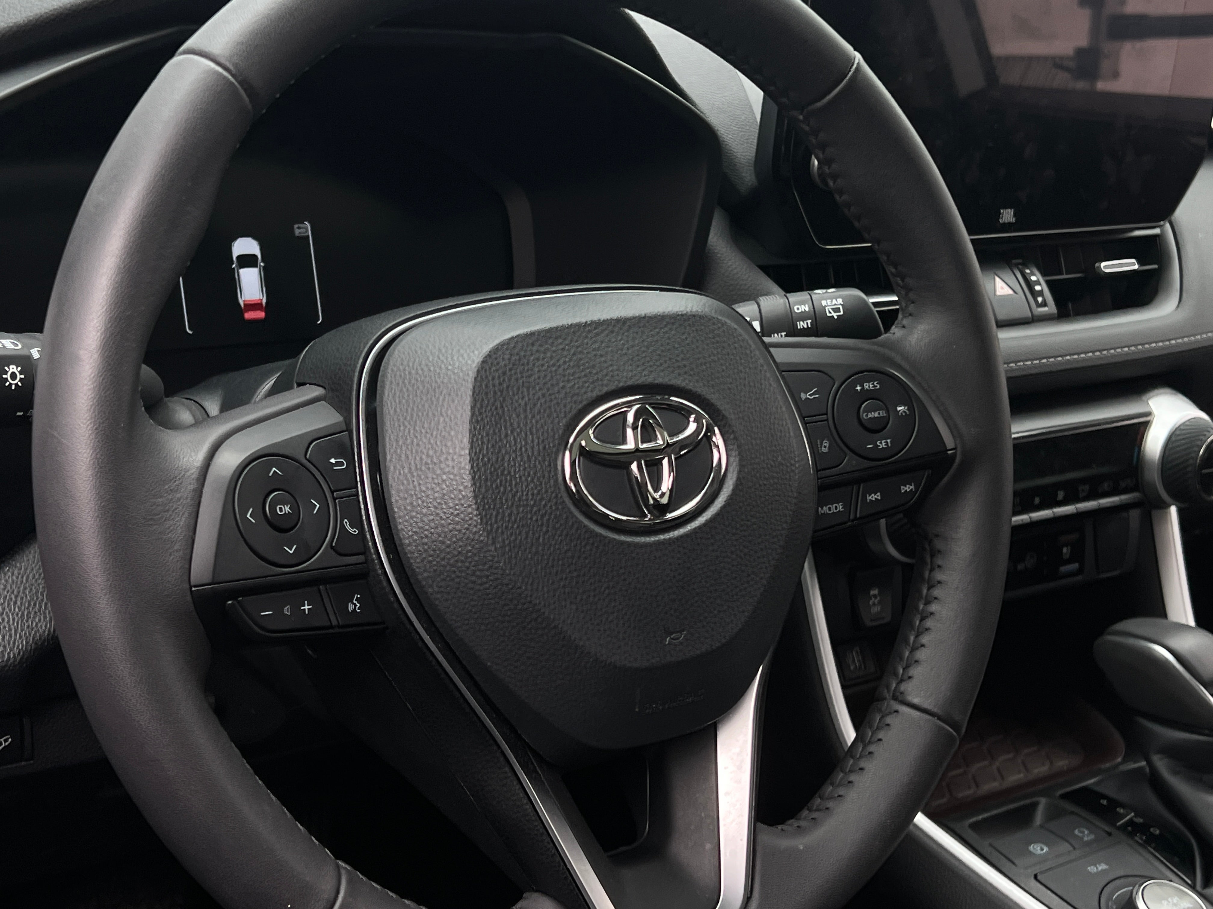 Thumbnail: 2023 Toyota RAV4 - 4
