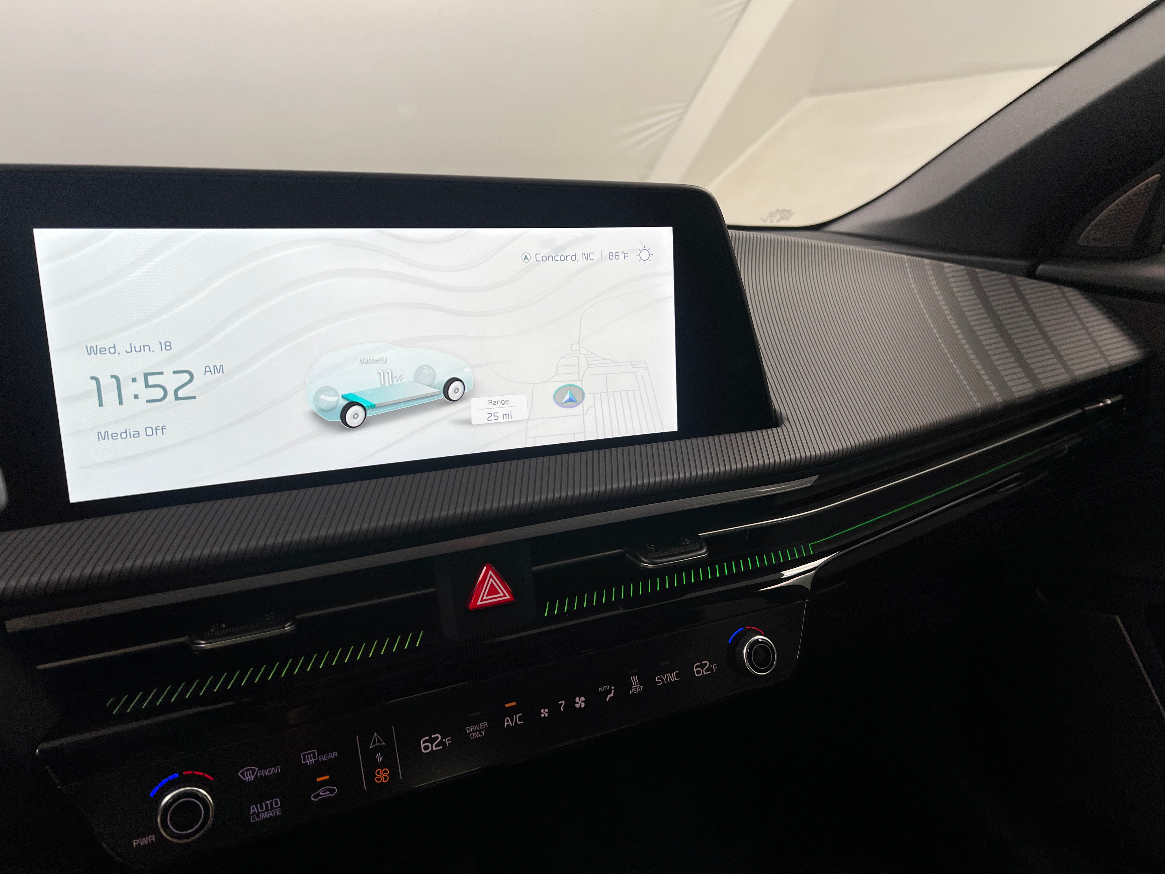 Thumbnail: 2023 Kia EV6 - 3