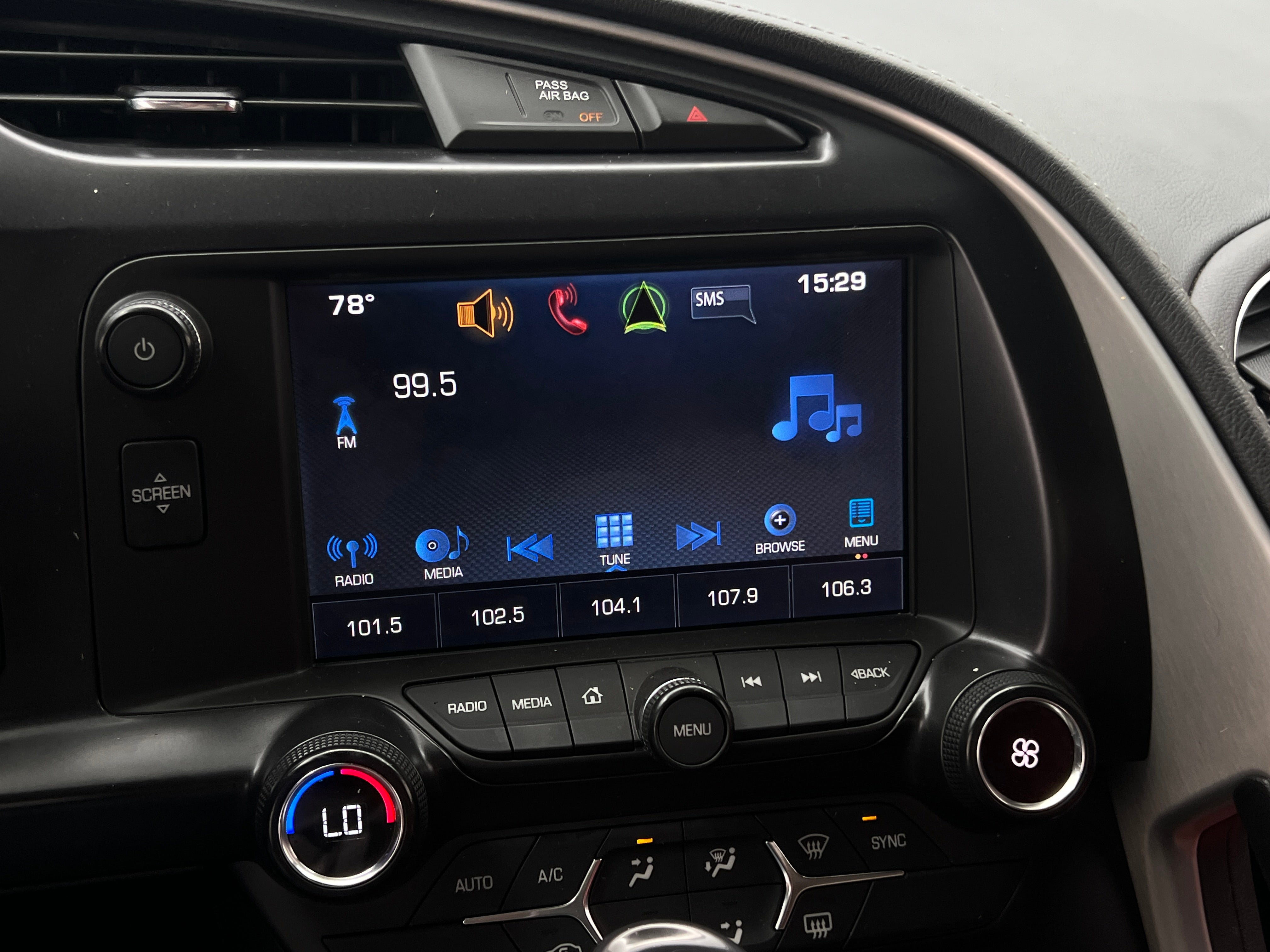2016 Chevrolet Corvette Stingray 2