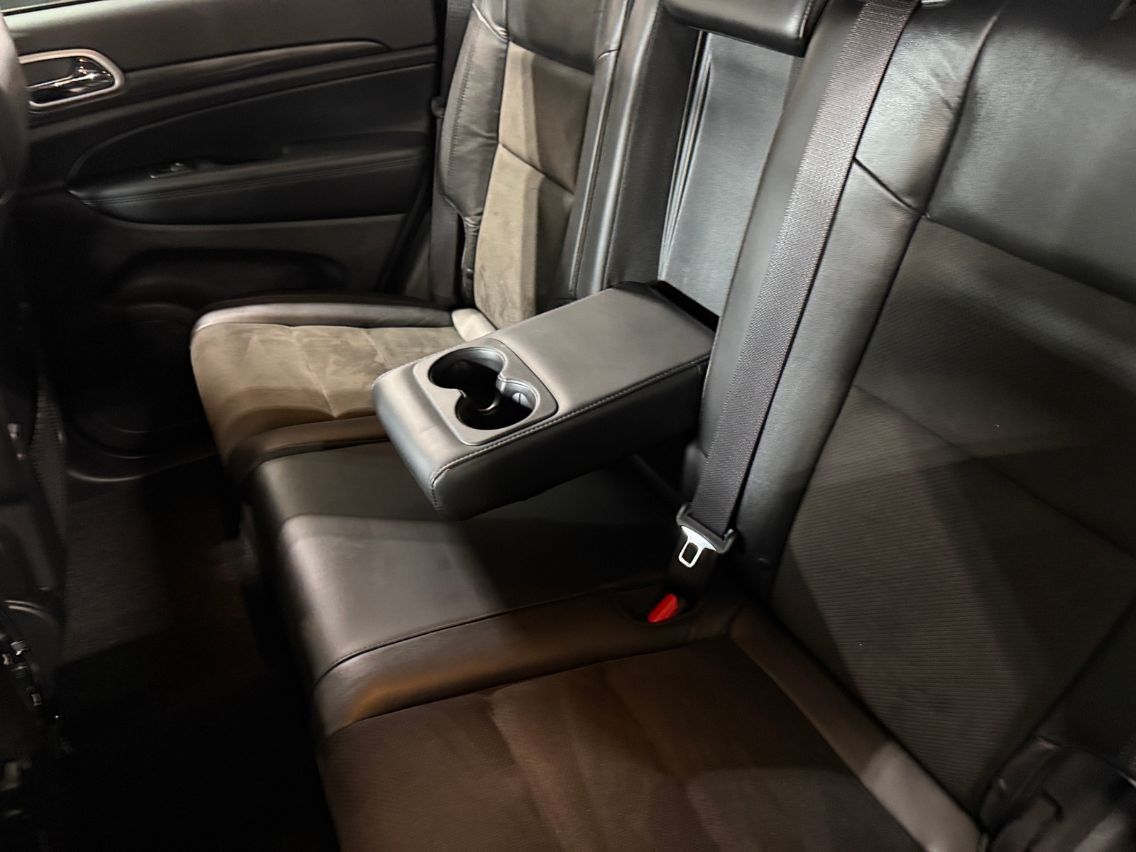 Thumbnail: 2021 Jeep Grand Cherokee - 5