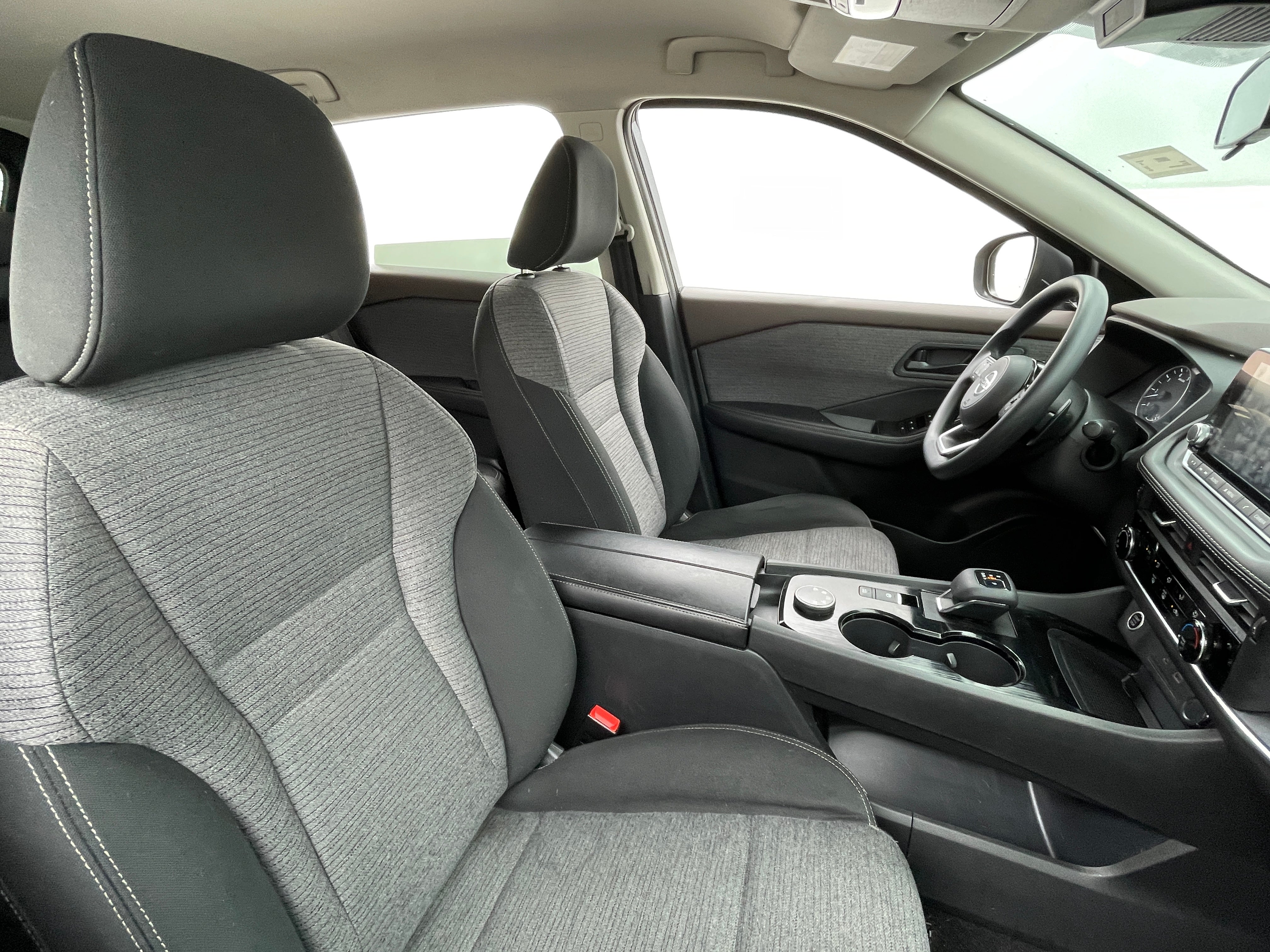 2021 Nissan Rogue S 2