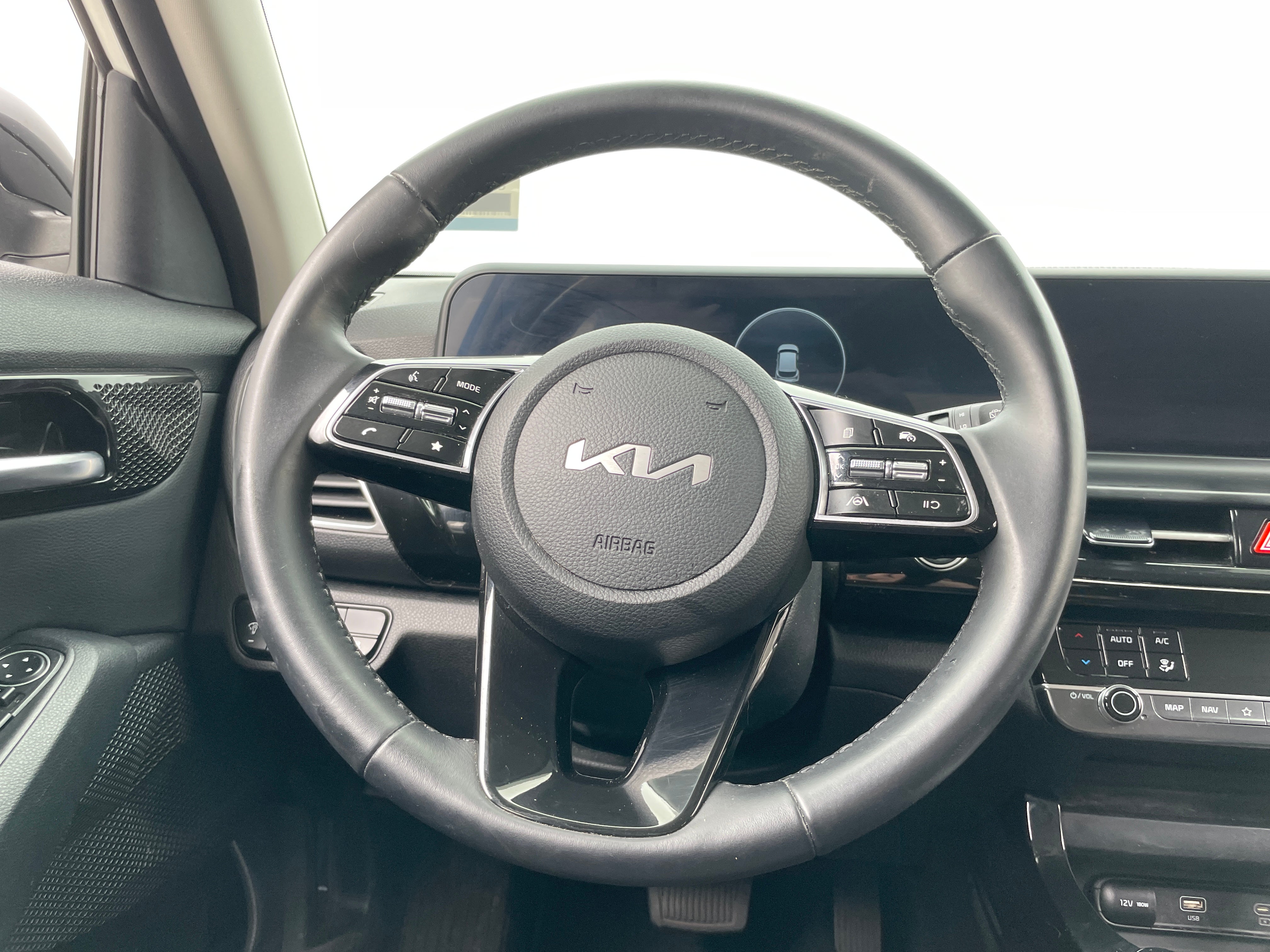 2024 Kia Seltos S 5