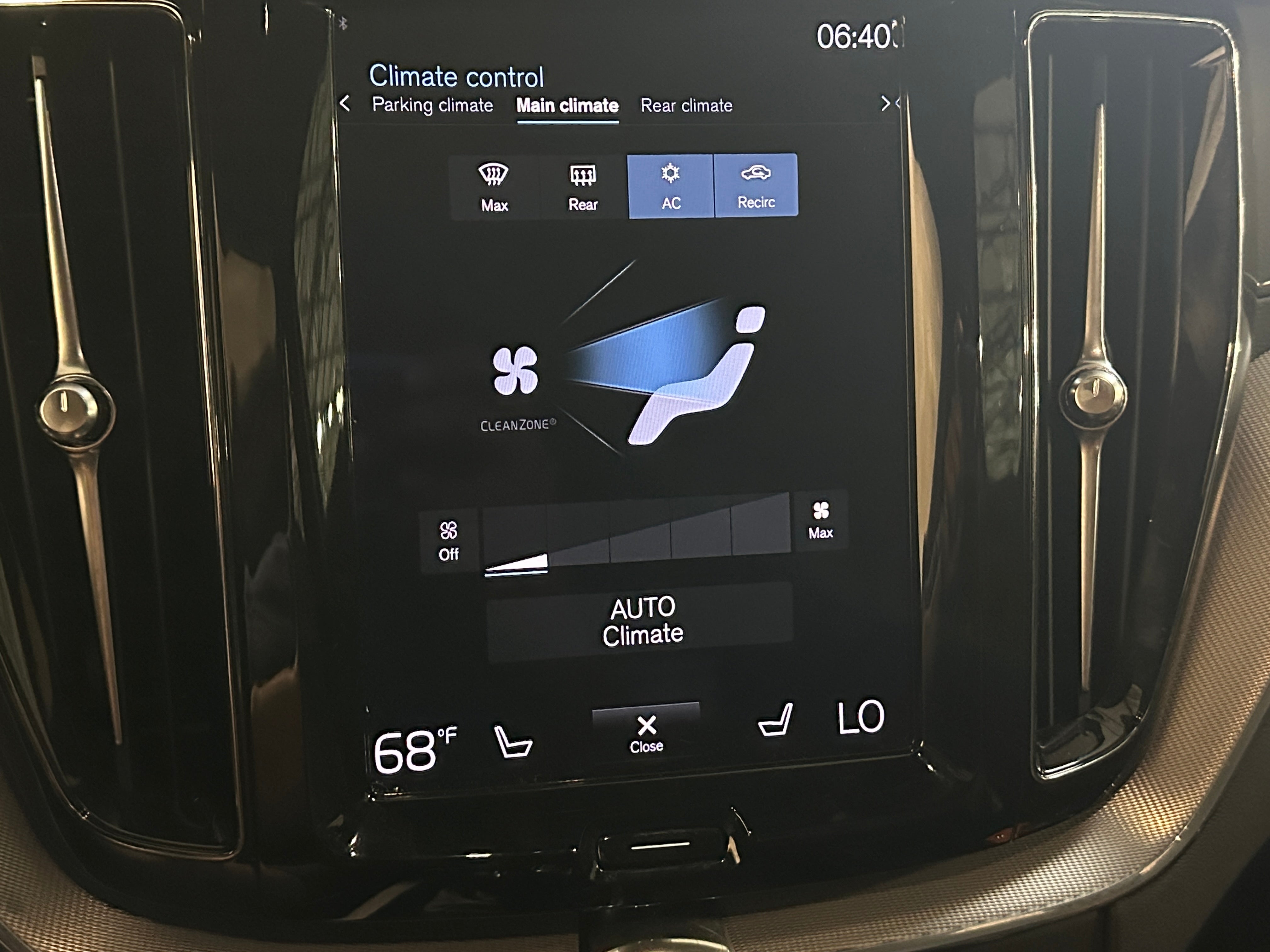 2021 Volvo XC60 T5 R-Design 3
