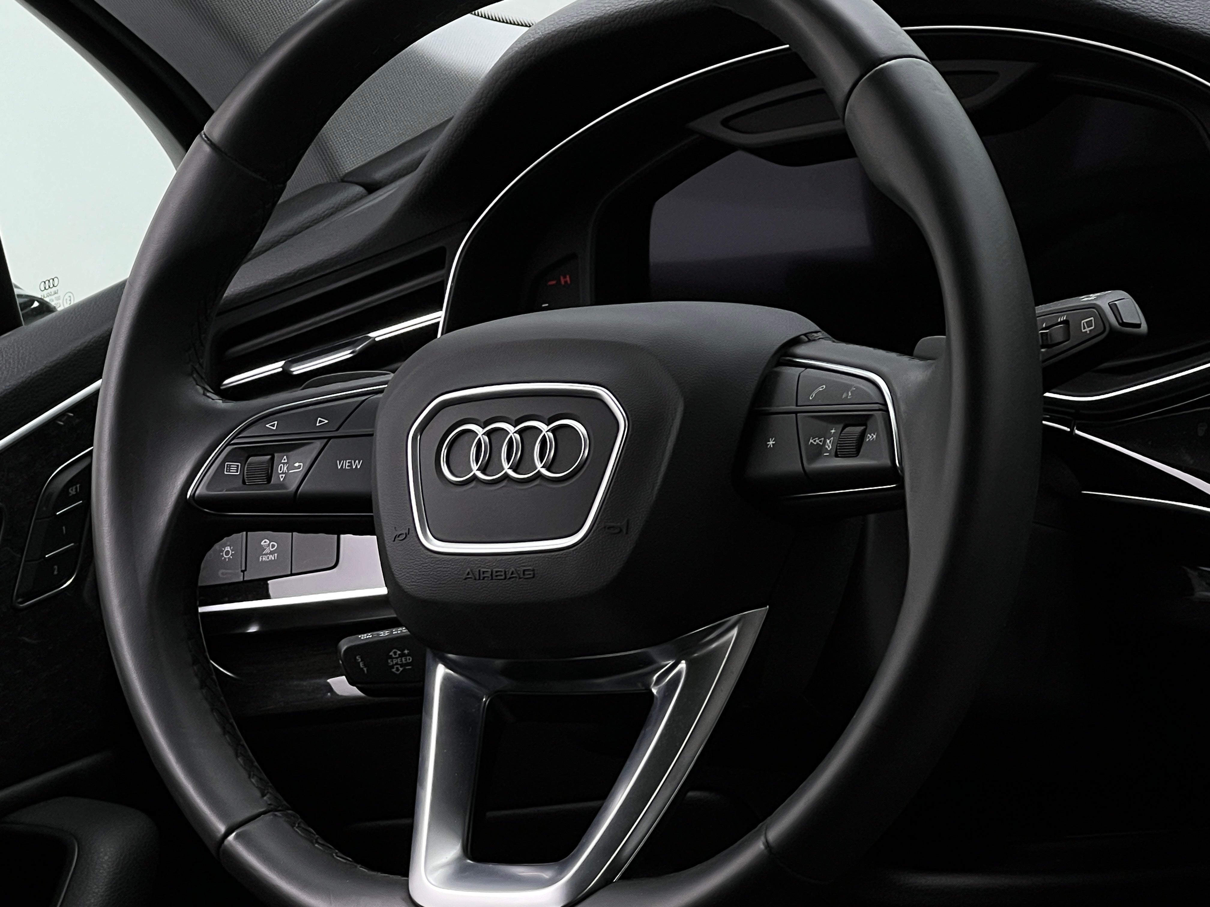 2022 Audi Q7 Premium 4