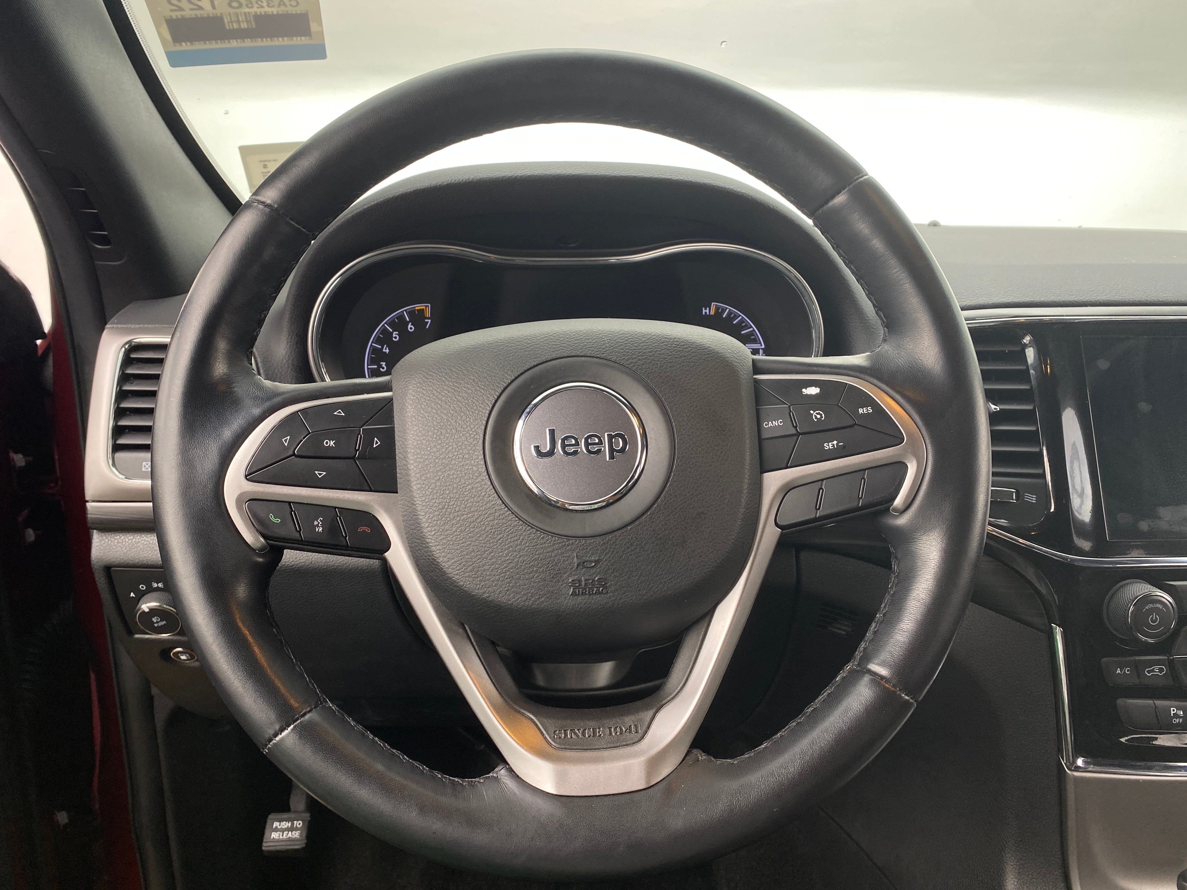 2022 Jeep Grand Cherokee Laredo 4