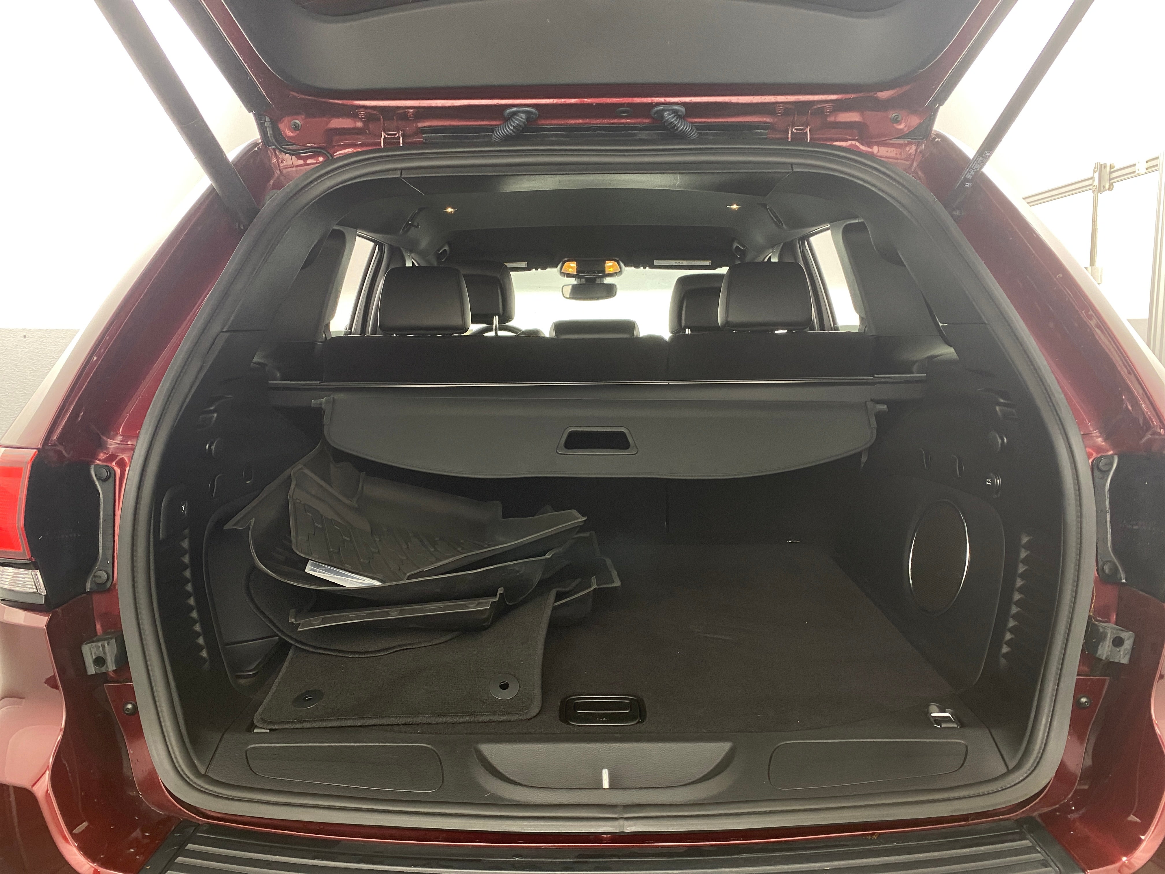 2022 Jeep Grand Cherokee Laredo 6