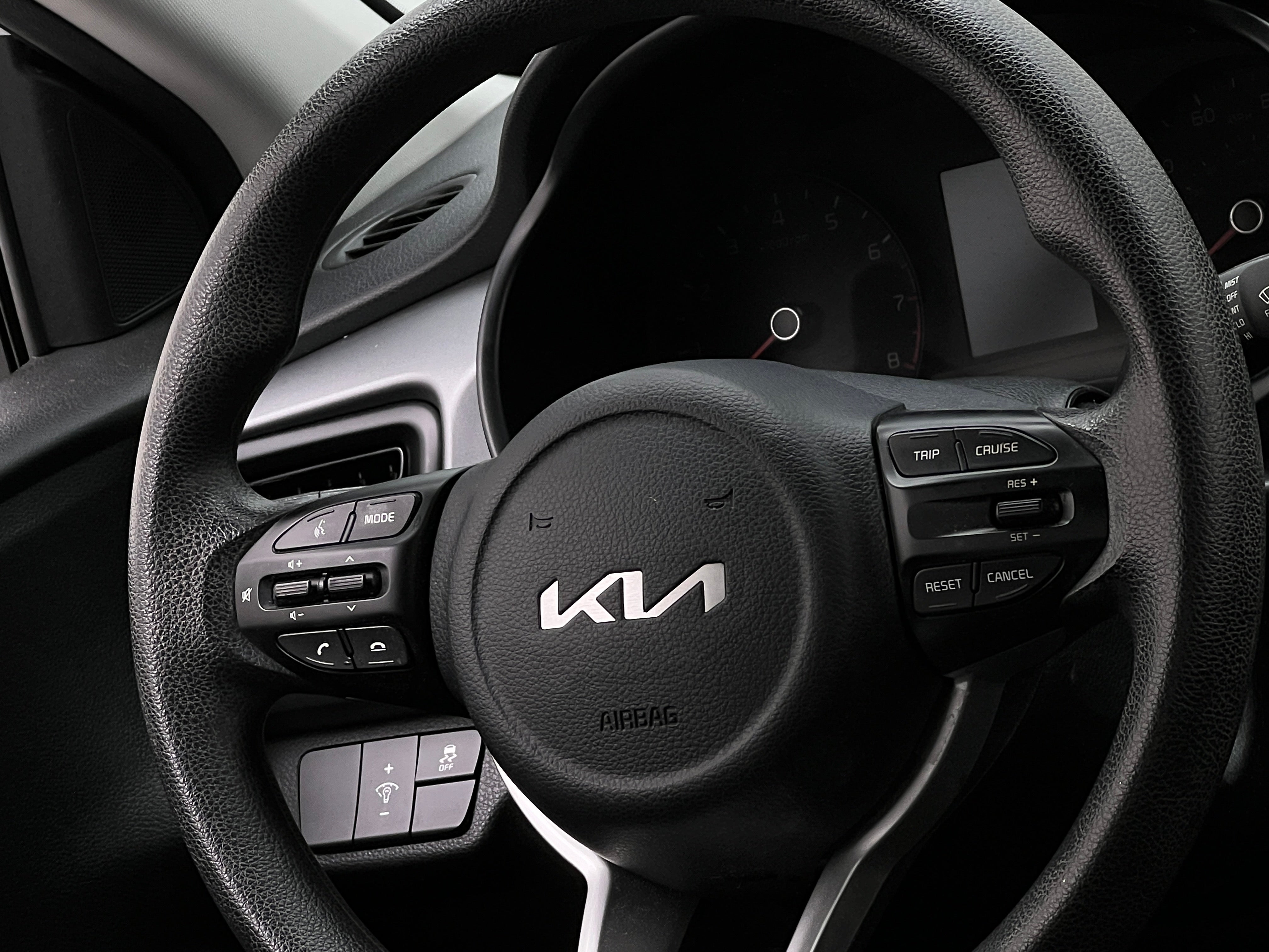 2023 Kia Rio S 5
