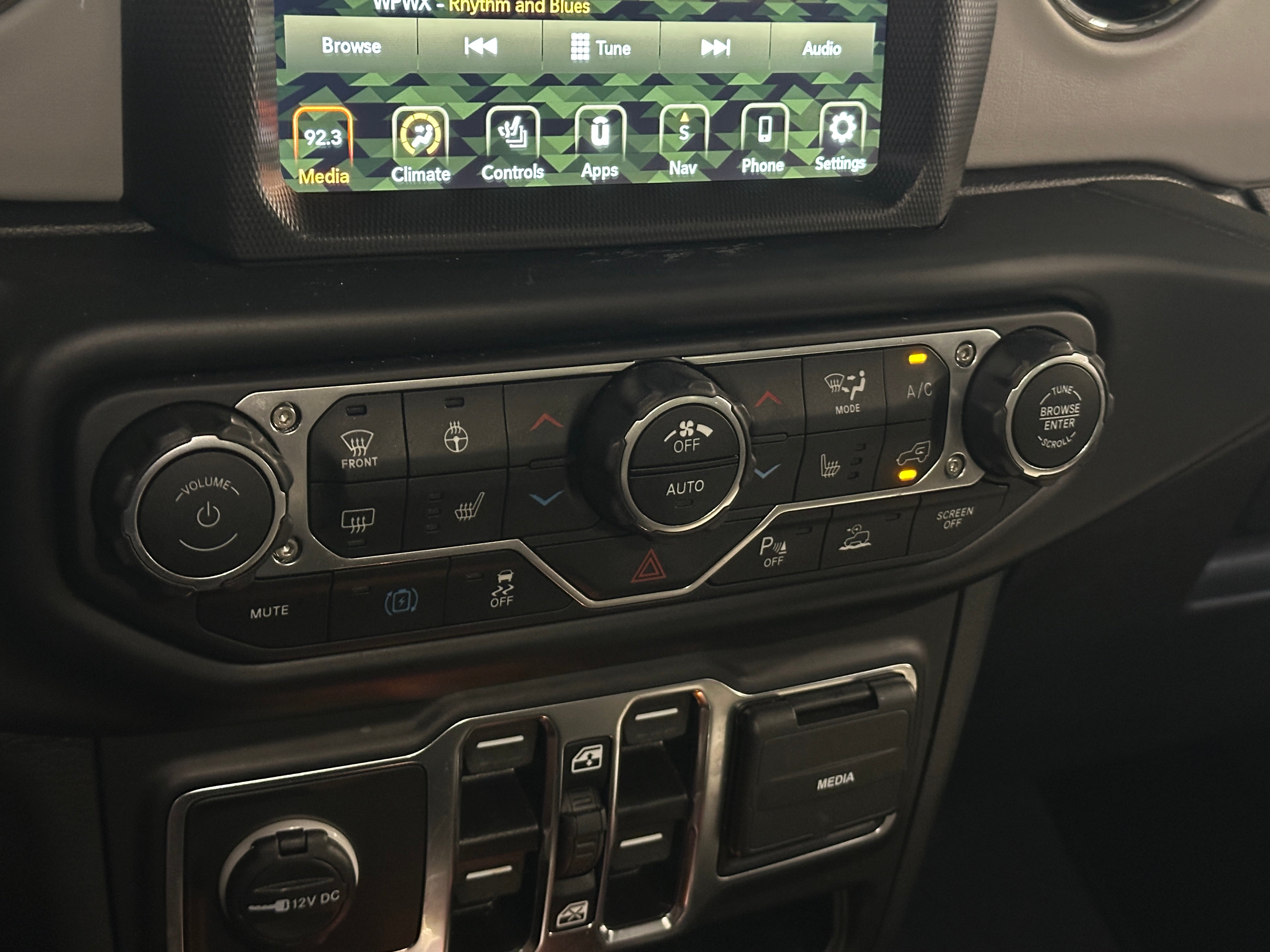 2021 Jeep Wrangler Unlimited Altitude 3