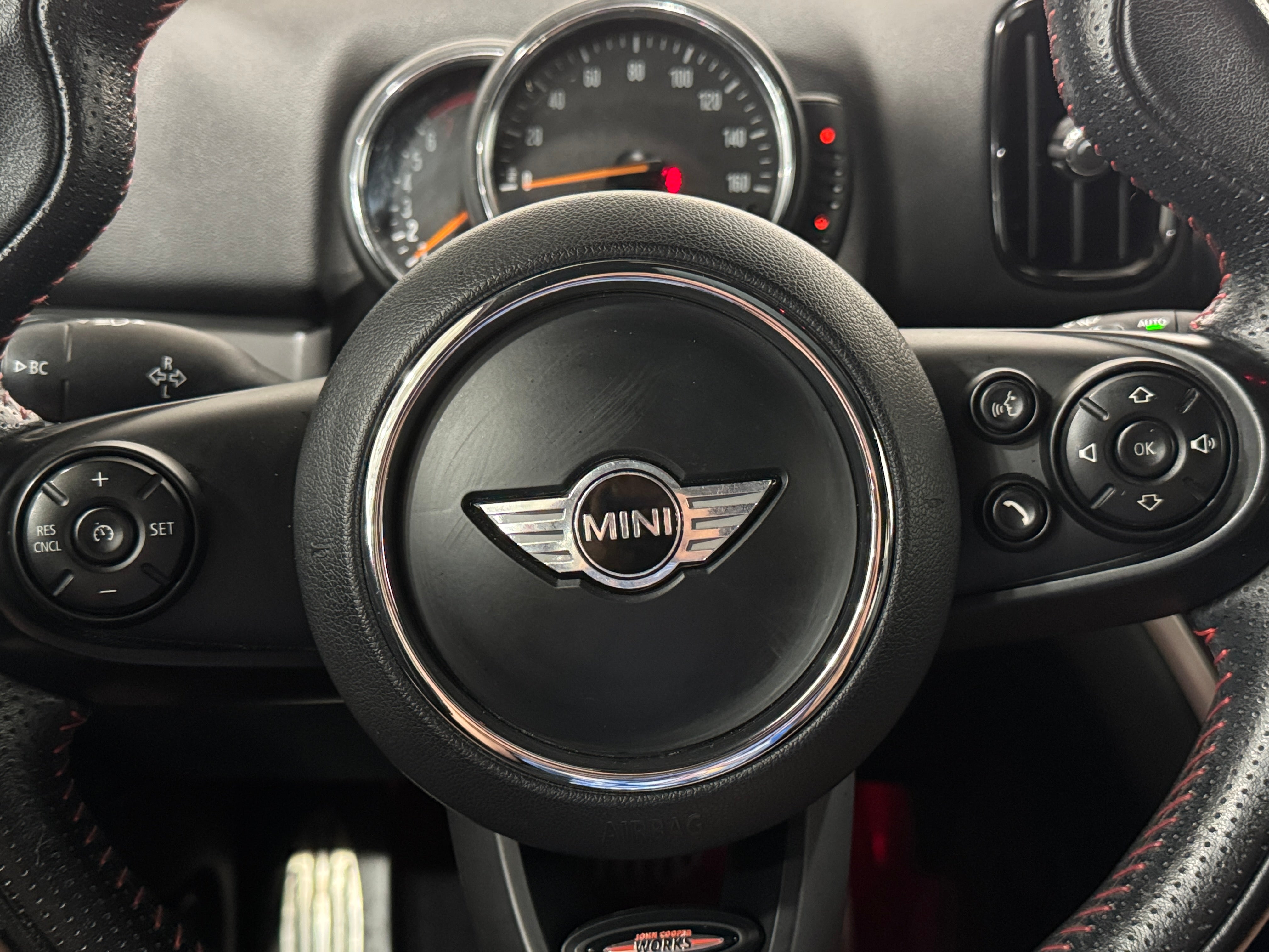 Thumbnail: 2017 MINI Cooper Countryman - 4