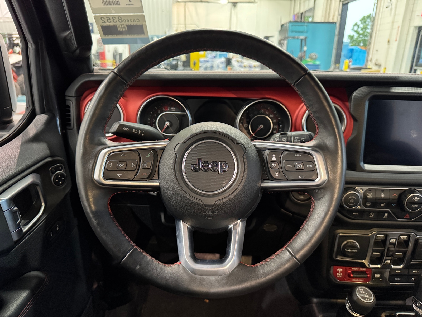 Thumbnail: 2019 Jeep Wrangler - 4